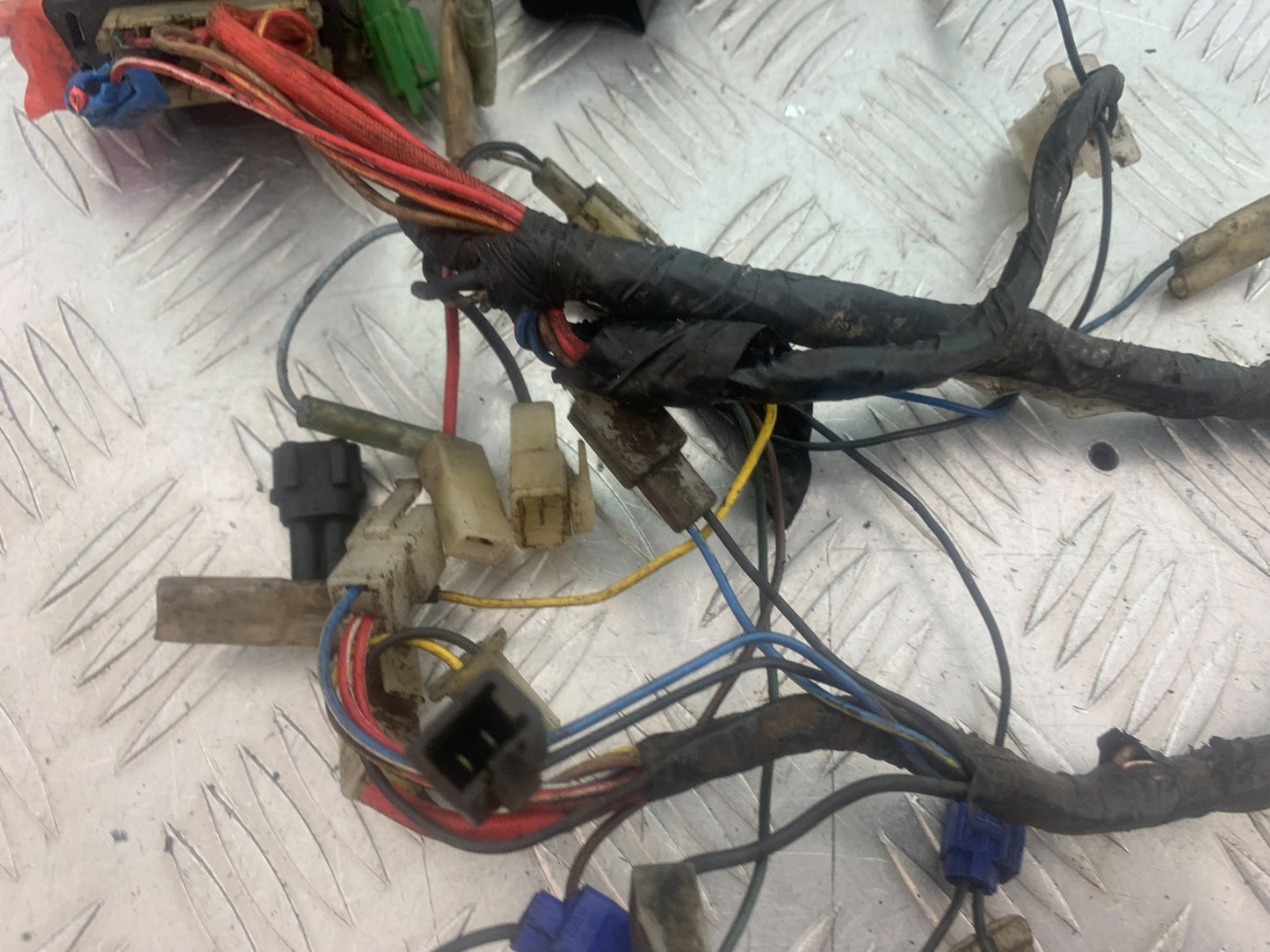 YAMAHA XV535 XV 535 VIRAGO WIRING LOOM   YEAR 1994-02 (CMB1139)