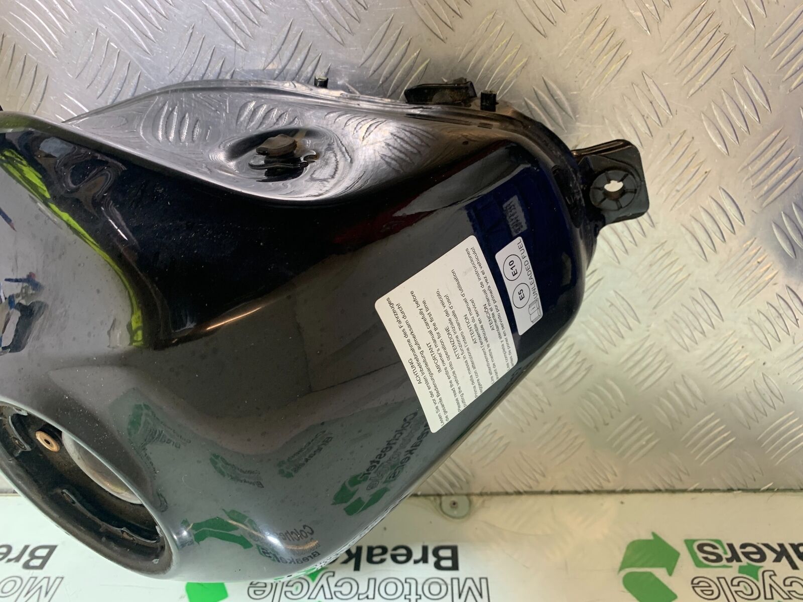 KTM 125 DUKE PETROL TANK  YEAR 2018-2023 (CMB1083)