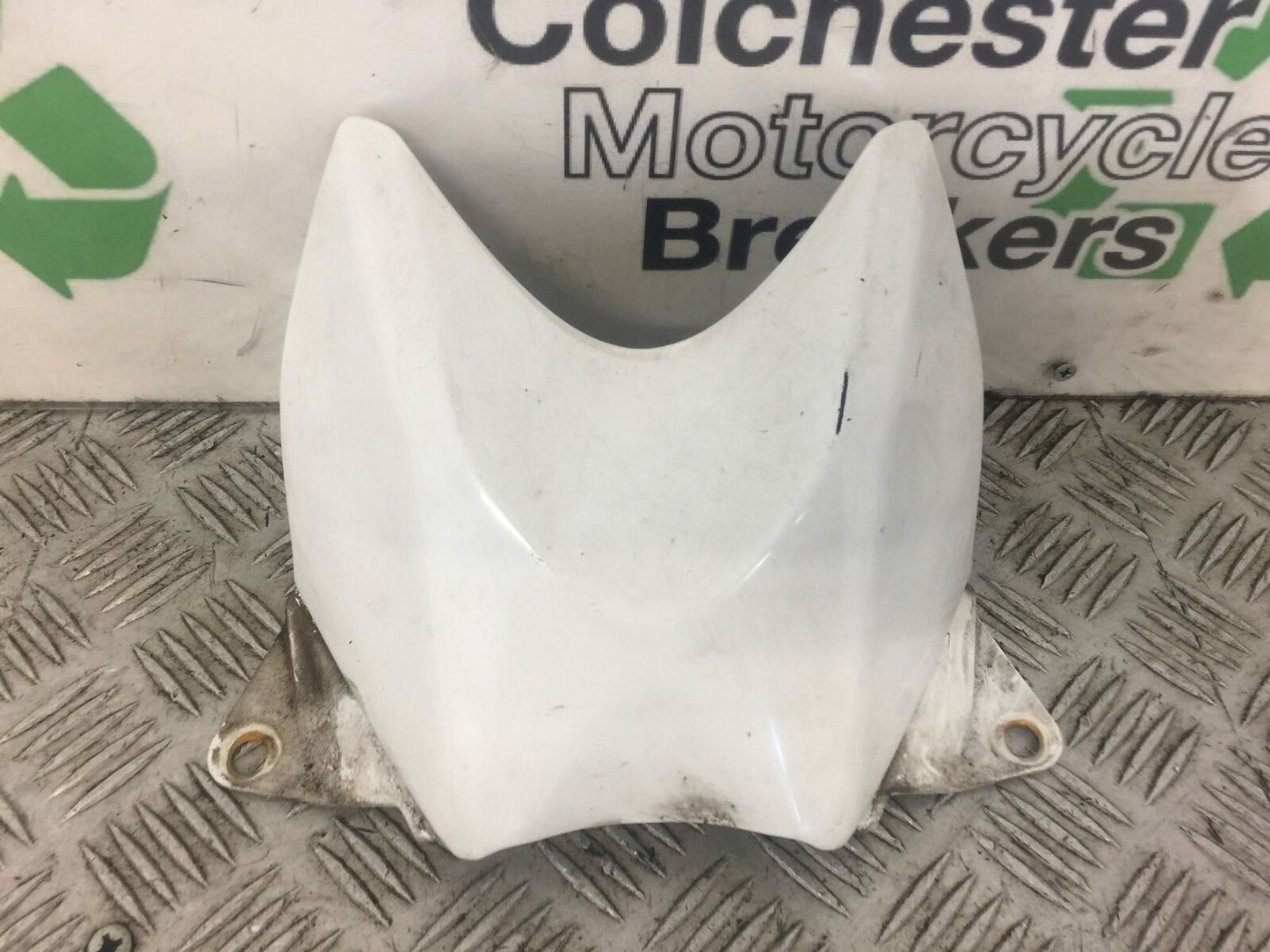 HONDA CBR125 CBR 125 TANK INFILL PANEL  YEAR 2011-2017 (STOCK 347)