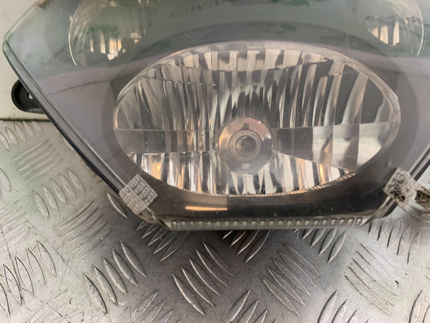 APRILIA RSV1000 RSV 1000 MILLE HEADLIGHT 1998- 2003 (CMB1184)