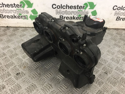 KAWASAKI Z800 Z 800 AIRBOX  YEAR 2015  (STOCK 874)