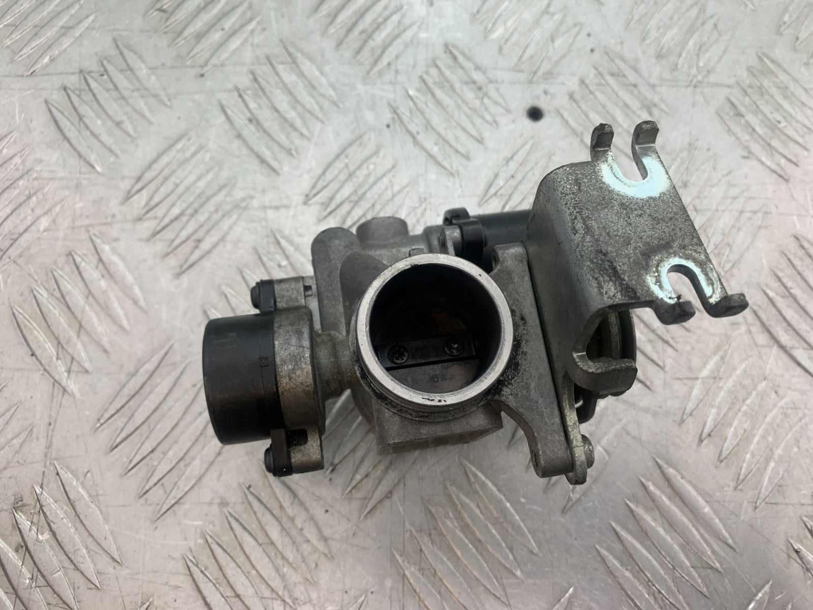 SUZUKI AN 200 UH 200 THROTTLE BODY YEAR 2007-2009 (CMB1256)