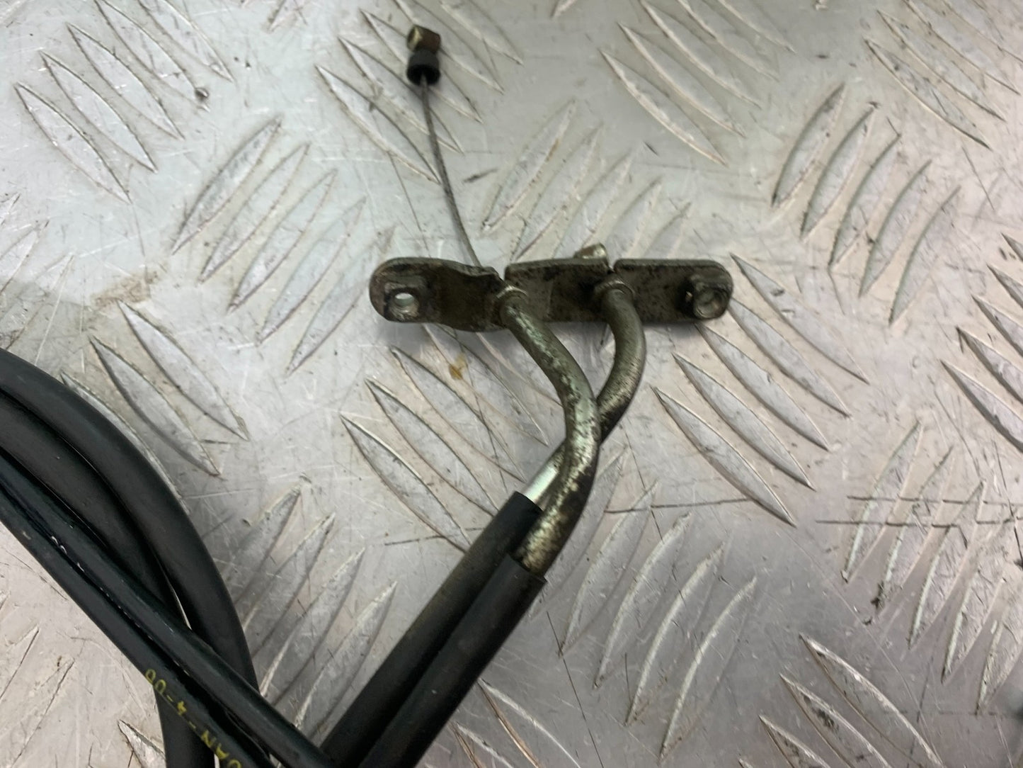 YAMAHA XMAX 250 XMAX 250 THROTTLE CABLE  YEAR 2006-09 (CMB1201)