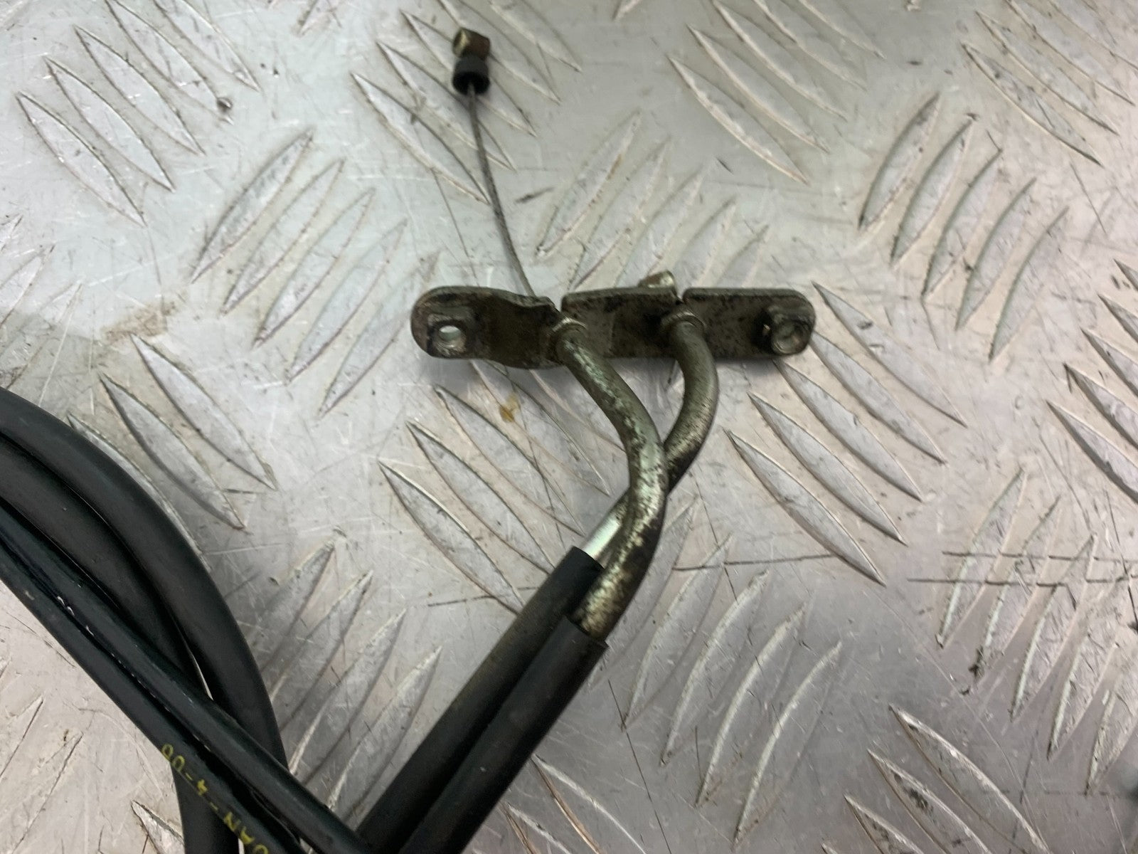 YAMAHA XMAX 250 XMAX 250 THROTTLE CABLE  YEAR 2006-09 (CMB1201)
