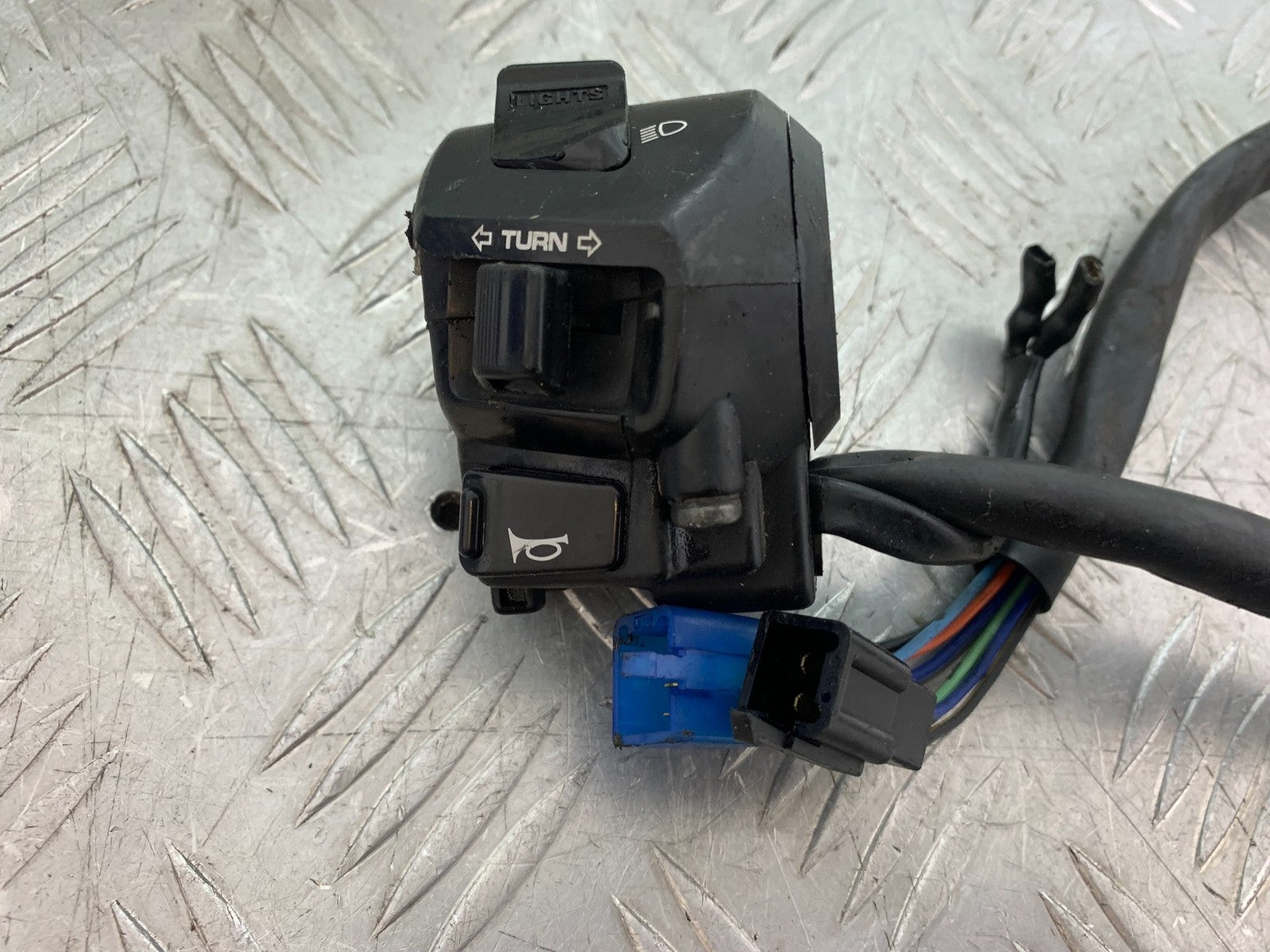 HONDA CBF600 CBF 600 LEFT SWITCH GEAR  YEAR 2004 -07 (CMB1247)