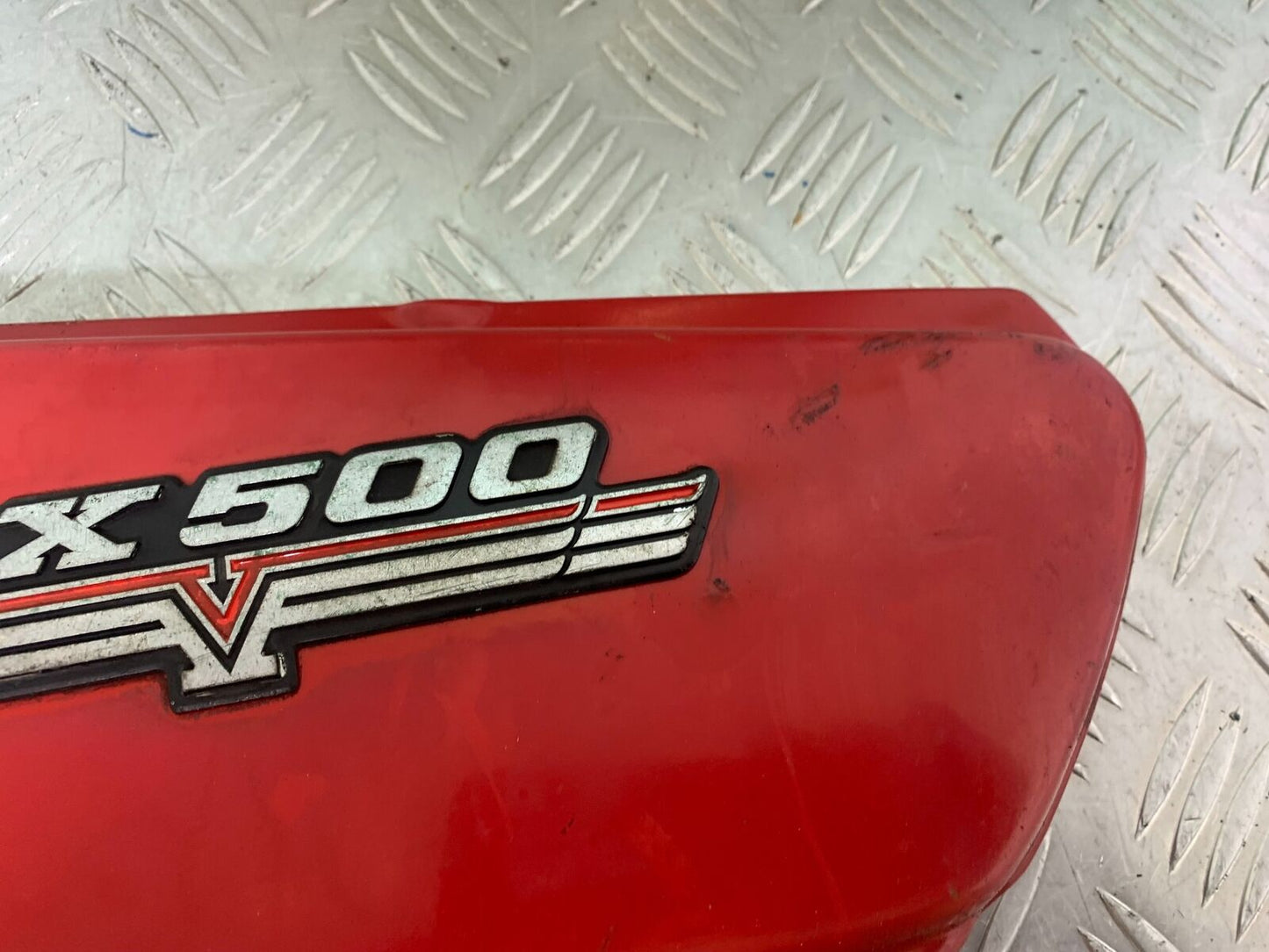 HONDA CX500 CX 500 LEFT SEAT PANEL YEAR 1980 (CMB1131)