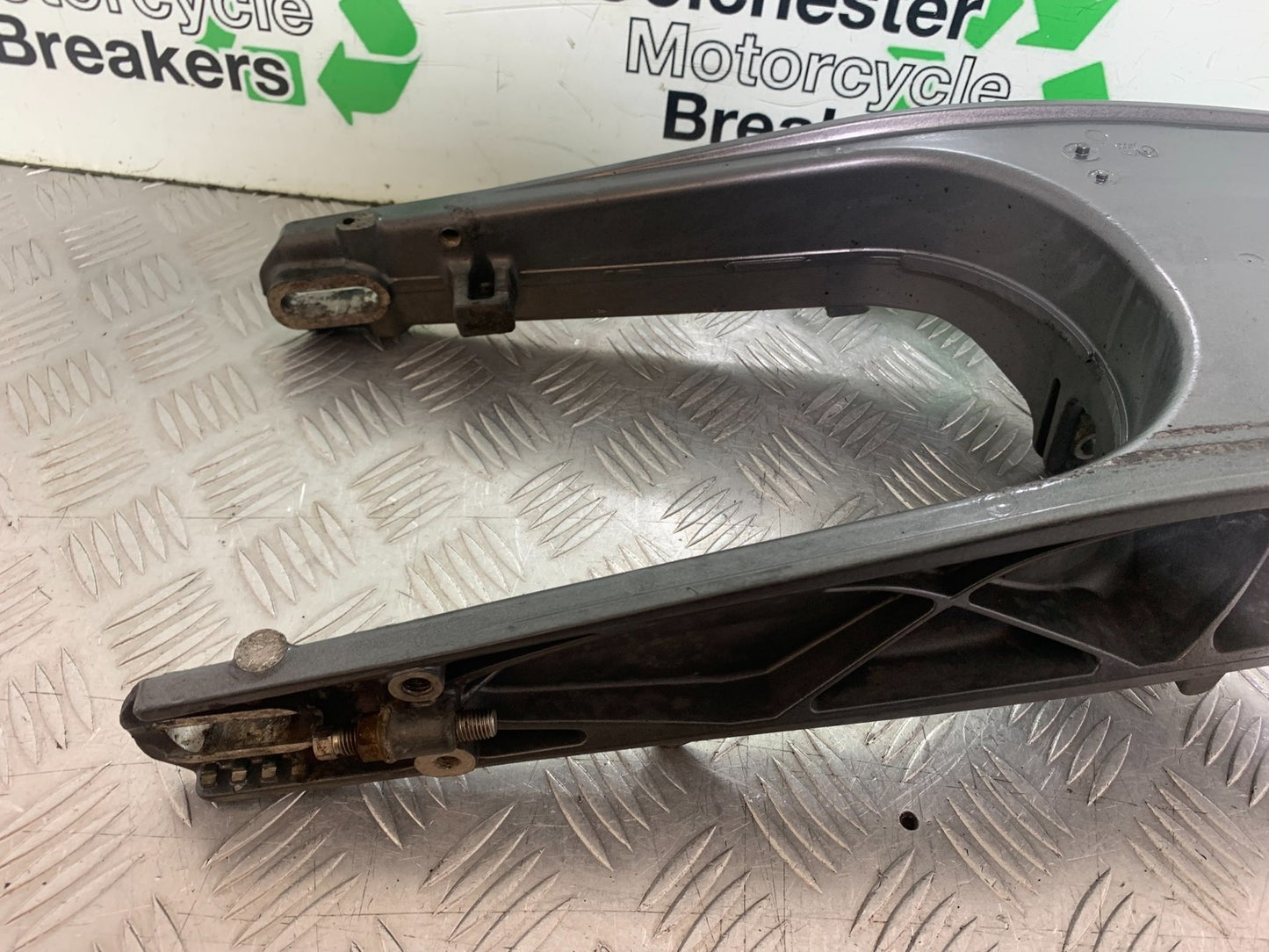 KTM DUKE 125 SWINGARM  YEAR 2017-2022 (CMB1222)