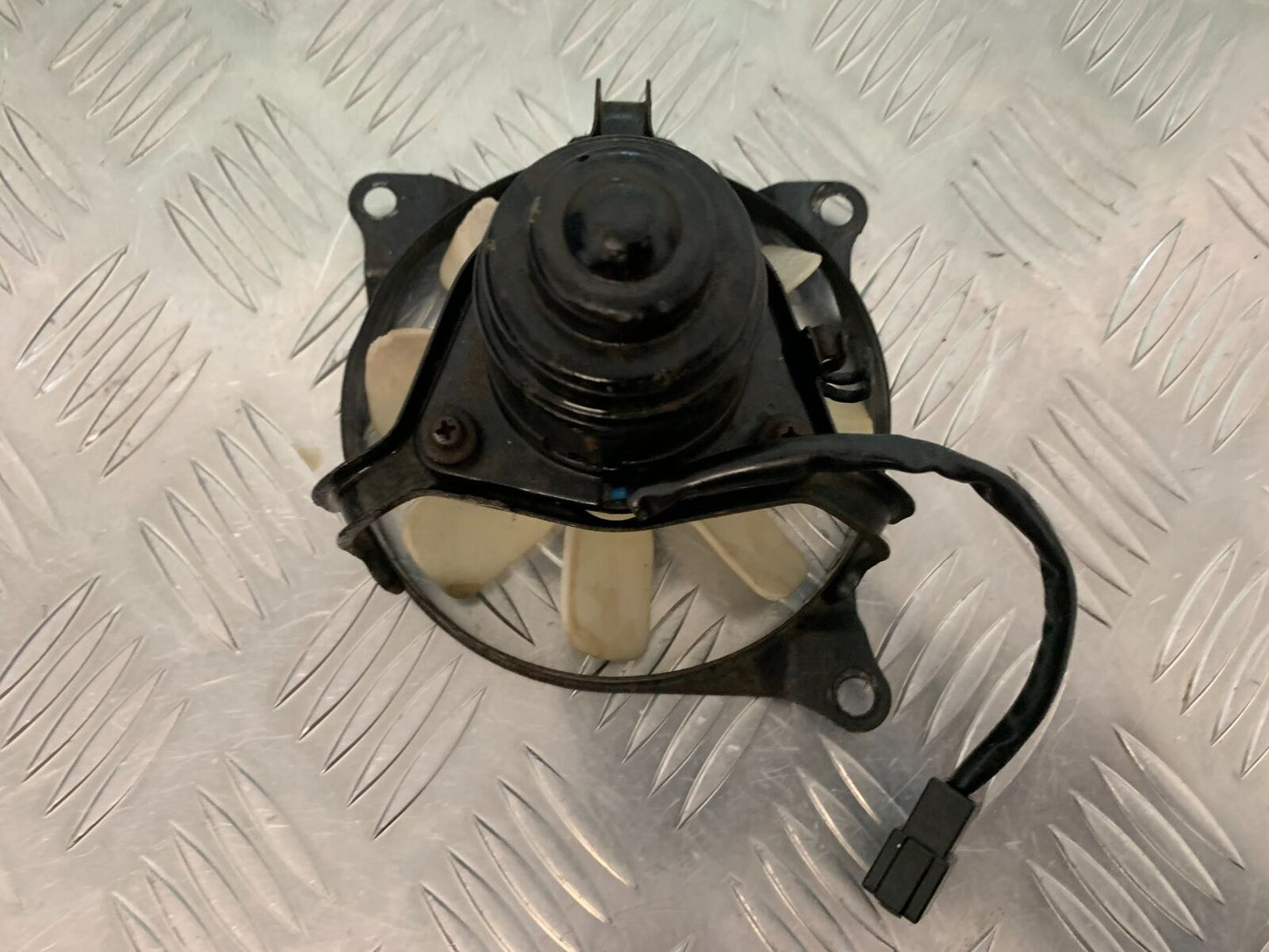 KAWASAKI KLR250 KLR 250 RADIATOR FAN YEAR 1984-2001 (STOCK 980)
