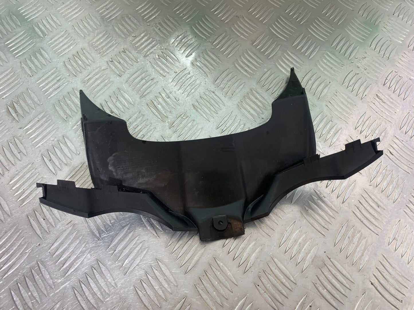 HONDA CBR1000 rr FIREBLADE LOWER TOP FAIRING INFILL PANEL  2008-2011 (CMB1037)