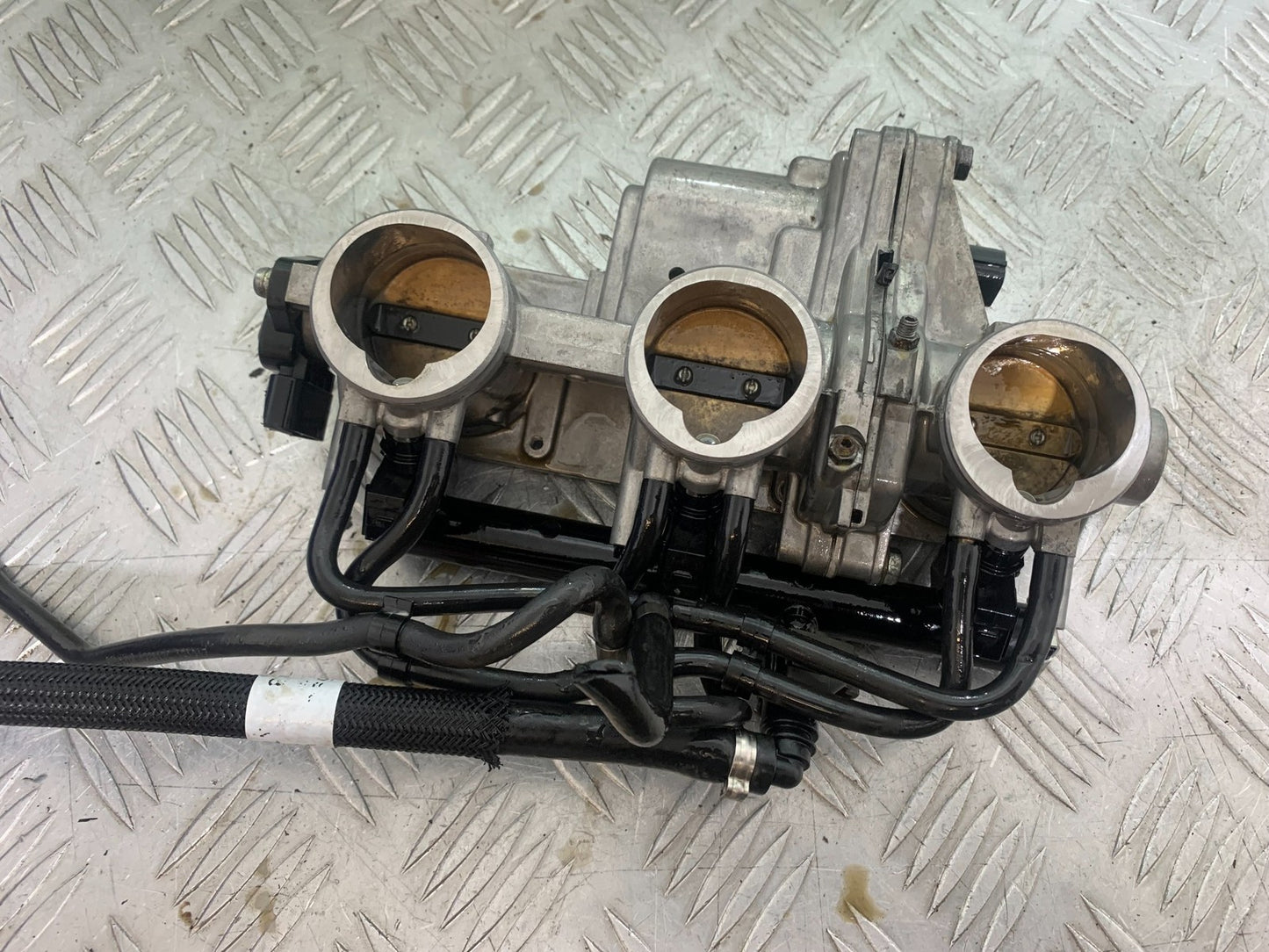 TRIUMPH TIGER 800 XRT THROTTLE BODIES   2018-2020 (CMB1193)
