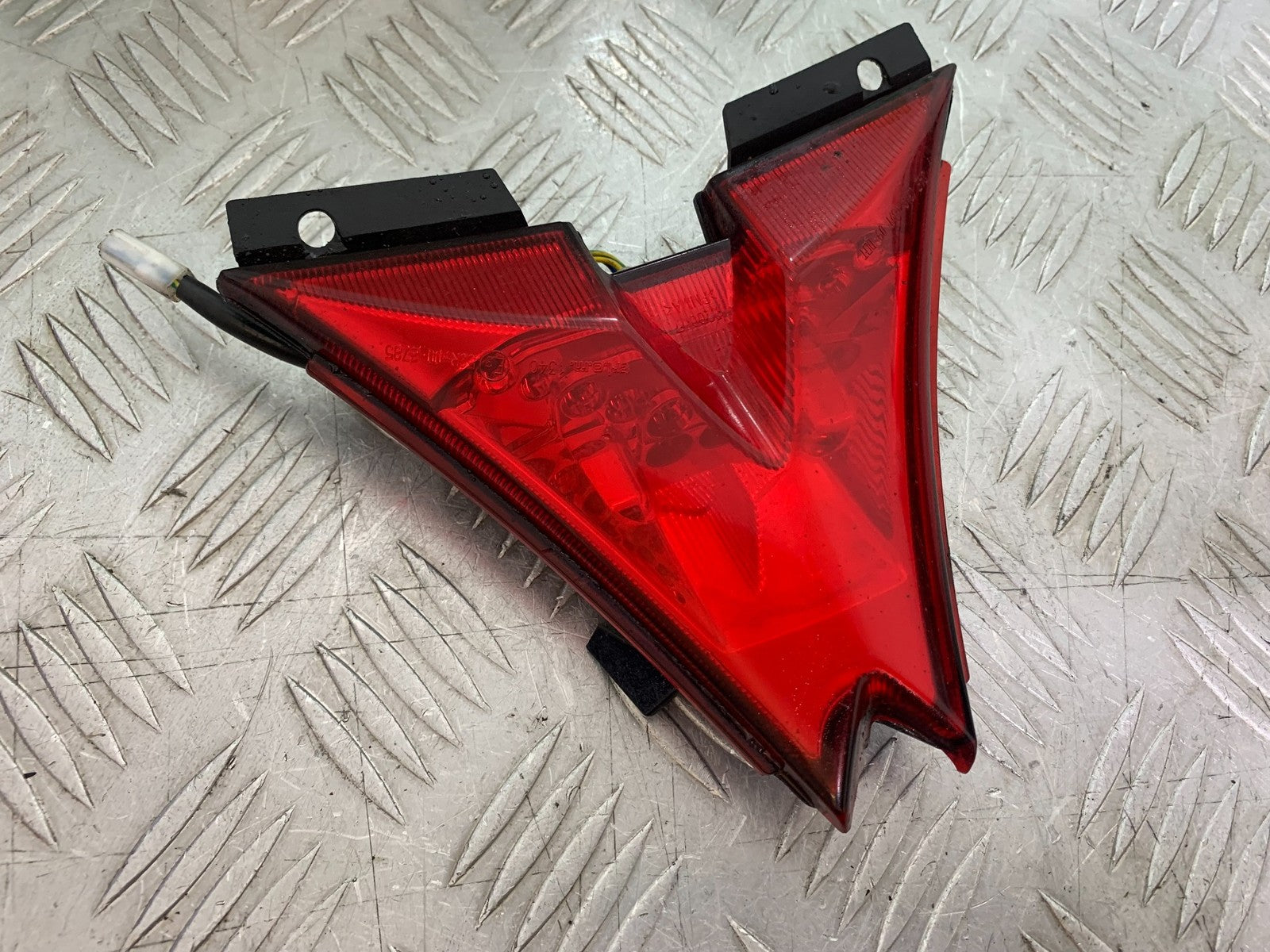 APRILIA TUONO 1000 V4 REAR LIGHT  YEAR 2013-2014  (CMB1239)