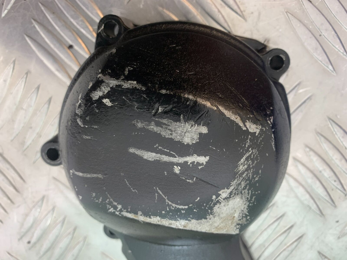 YAMAHA FZS600 FAZER 600 RIGHT ENGINE COVER  YEAR 1998-2001 (STOCK 958)