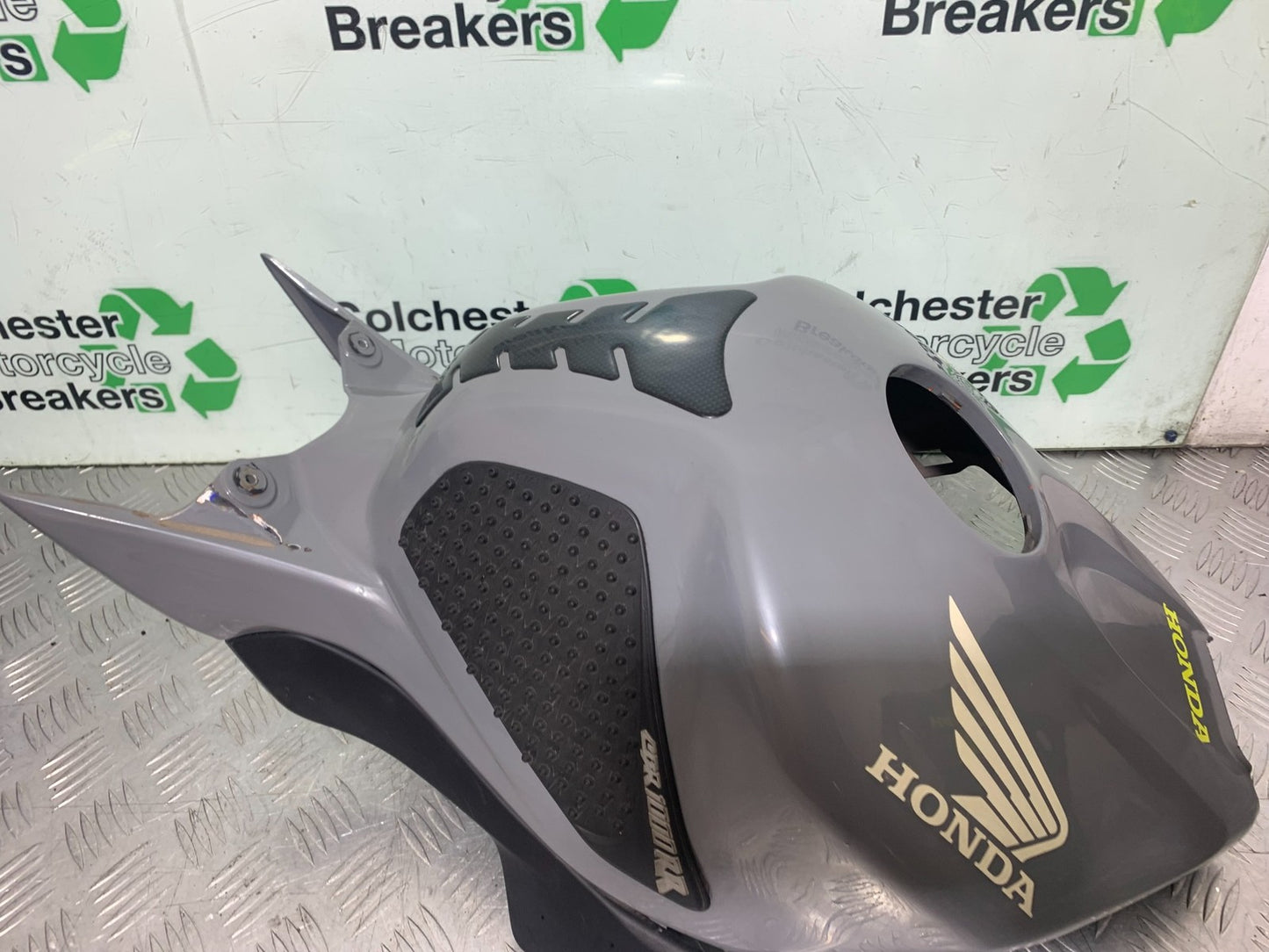 HONDA CBR1000 rr FIREBLADE FAIRING KIT YEAR 2006  (CMB1220)