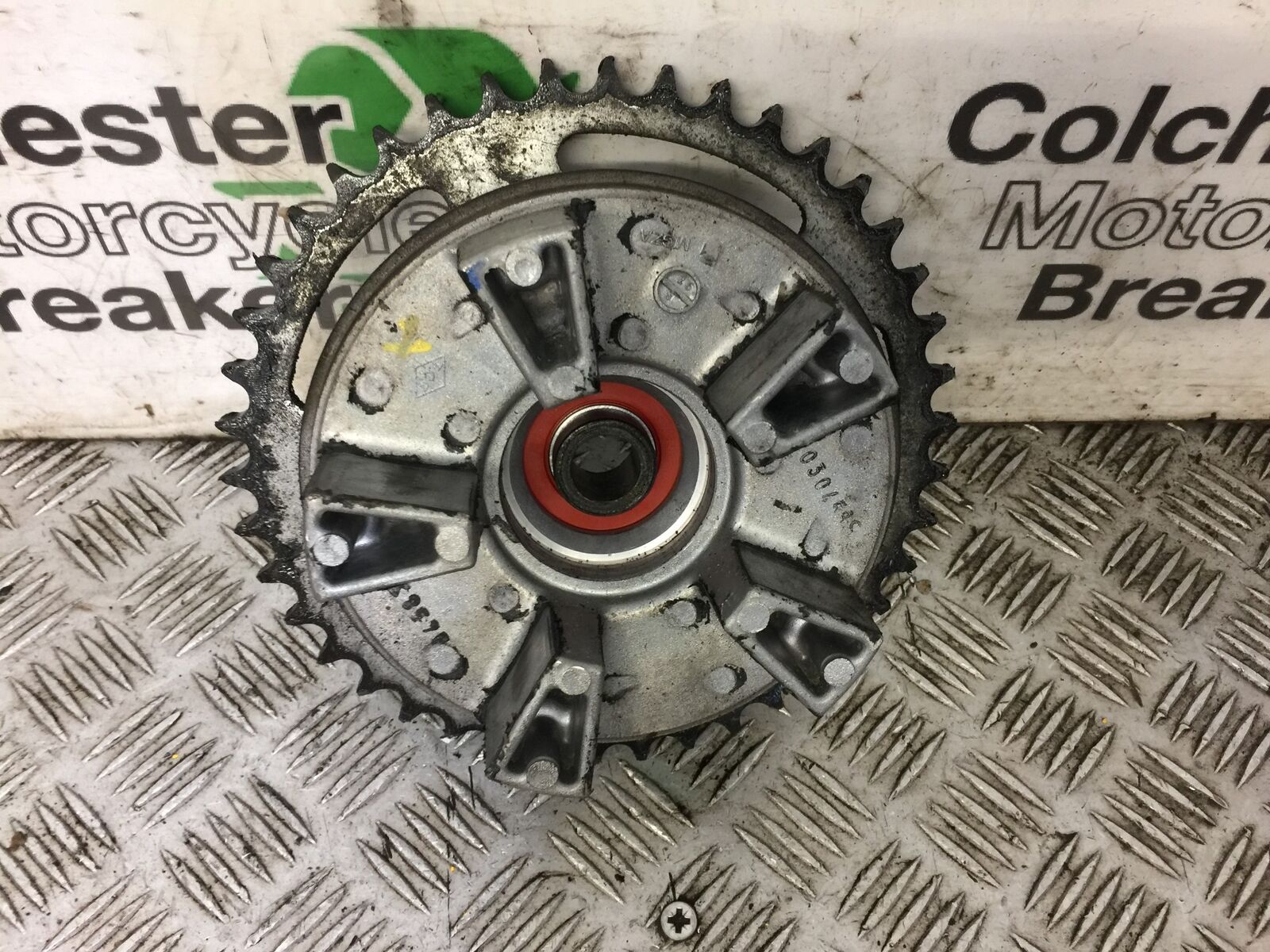 HONDA CB650 F CB 650 FA-E SPROCKET CARRIER   YEAR 2014-2017 STOCK 609