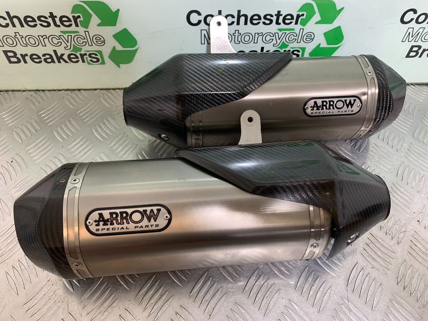 TRIUMPH 1050 SPEED TRIPLE RS ARROW SILENCERS YEAR 2018-2020 (CMB1029)
