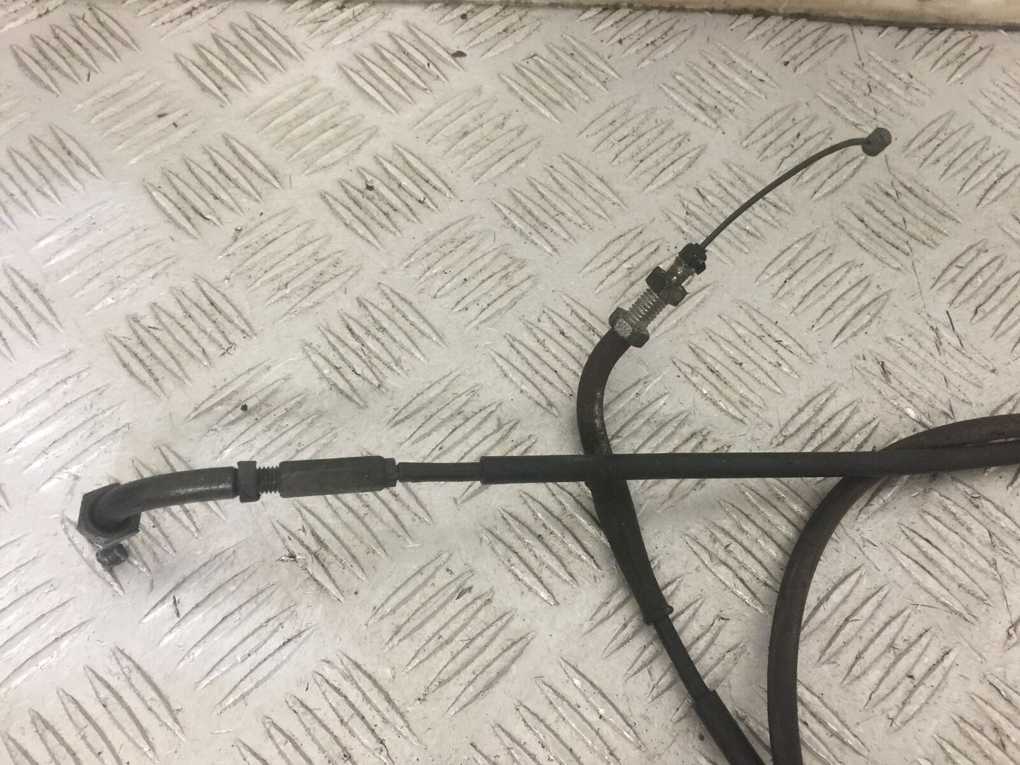HONDA PANTHEON FES 125 THROTTLE CABLE  YEAR 2003-2007 (STOCK 827)