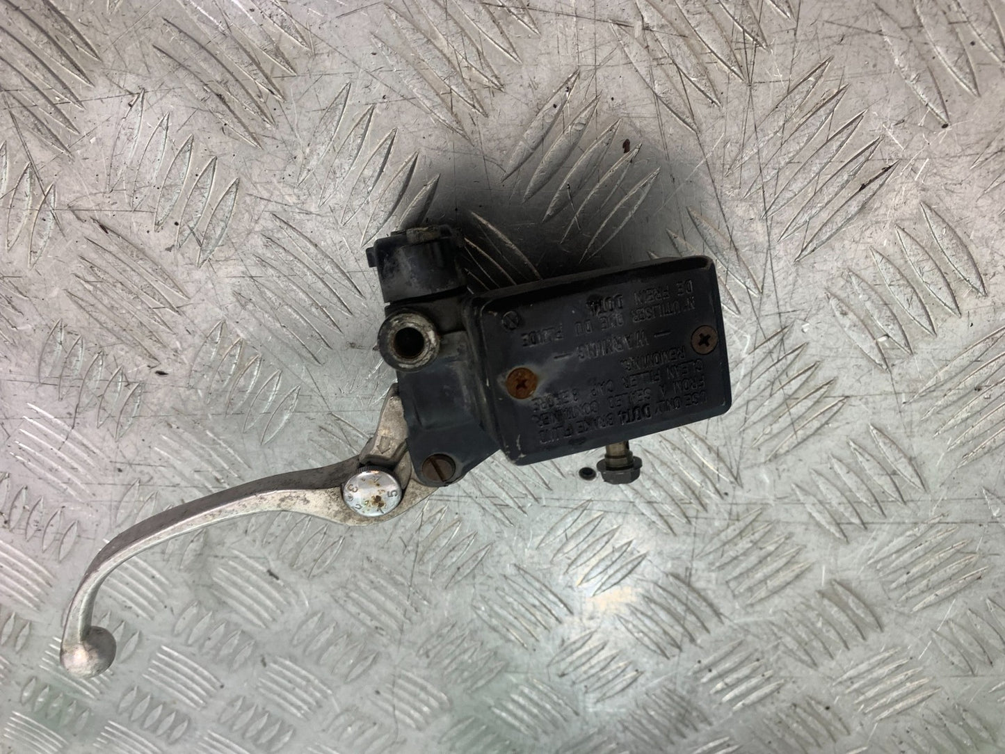 KAWASAKI Z750 Z 750 FRONT BRAKE MASTER CYLINDER  YEAR 2004-2006  (CMB1234)