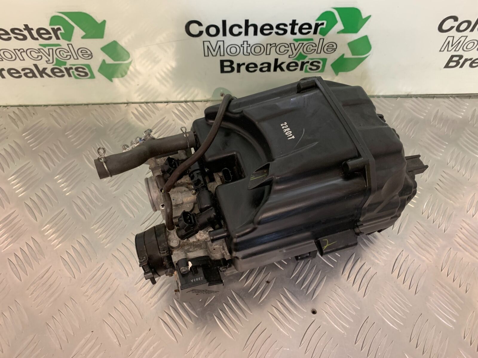 HONDA CB500 F CB500F THROTTLE BODIES  YEAR 2022 (STOCK 951)