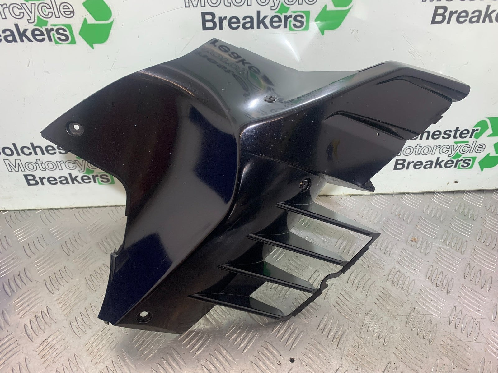 KAWASAKI GTR1400 GTR 1400 RIGHT MIDDLE FAIRING PANEL  YEAR 2007-2009 (CMB1174)