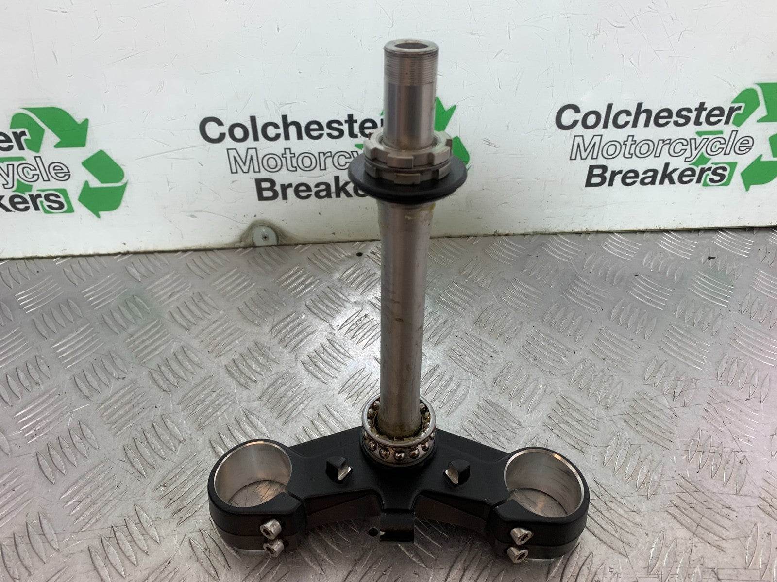 TRIUMPH TRIDENT 660 BOTTOM YOKE  YEAR 2021-2024 (CMB1295)