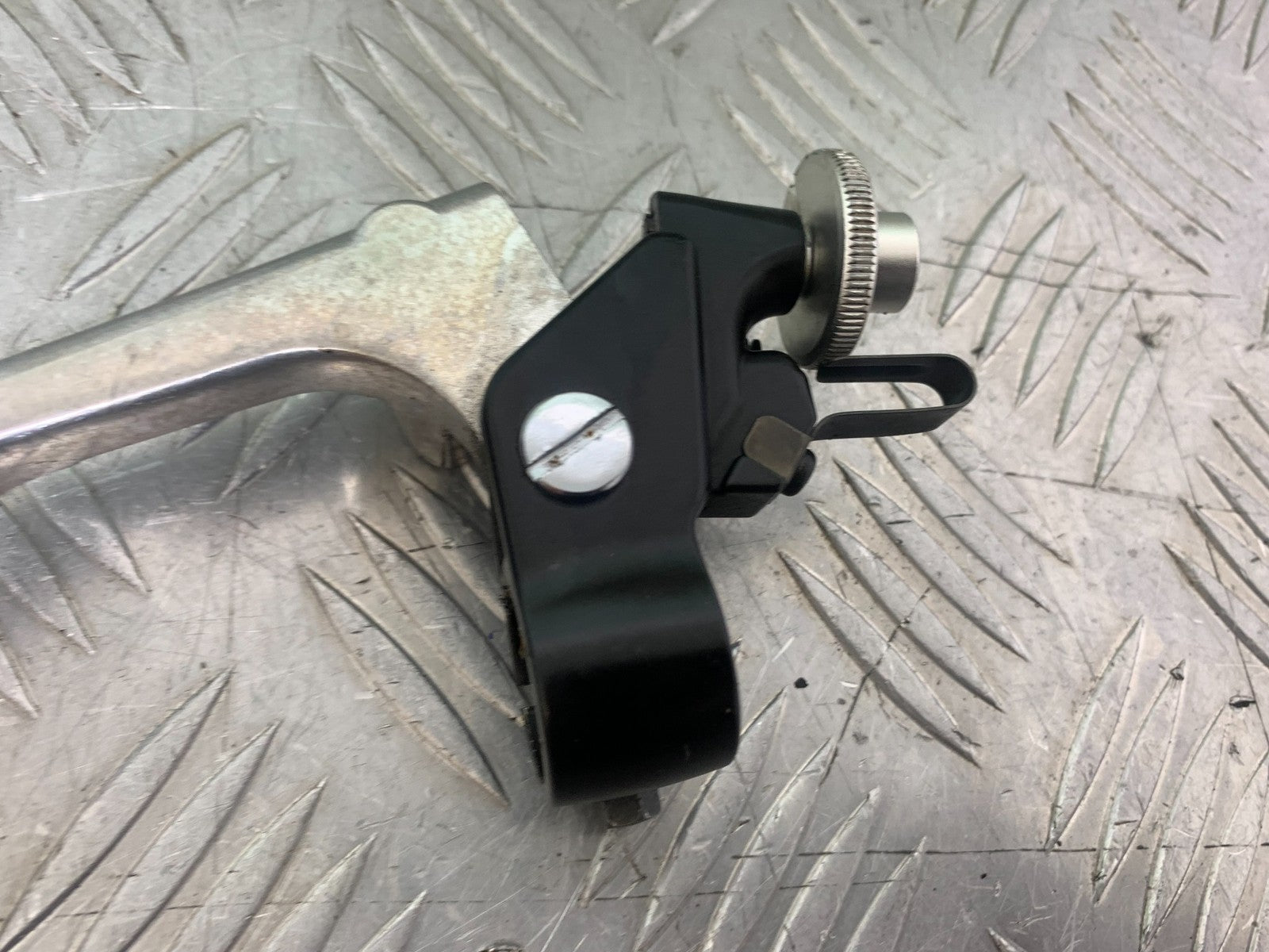 HONDA CBR1000 rr FIREBLADE CLUTCH LEVER AND BRACKET  YEAR 2012-2016 (CMB1198)