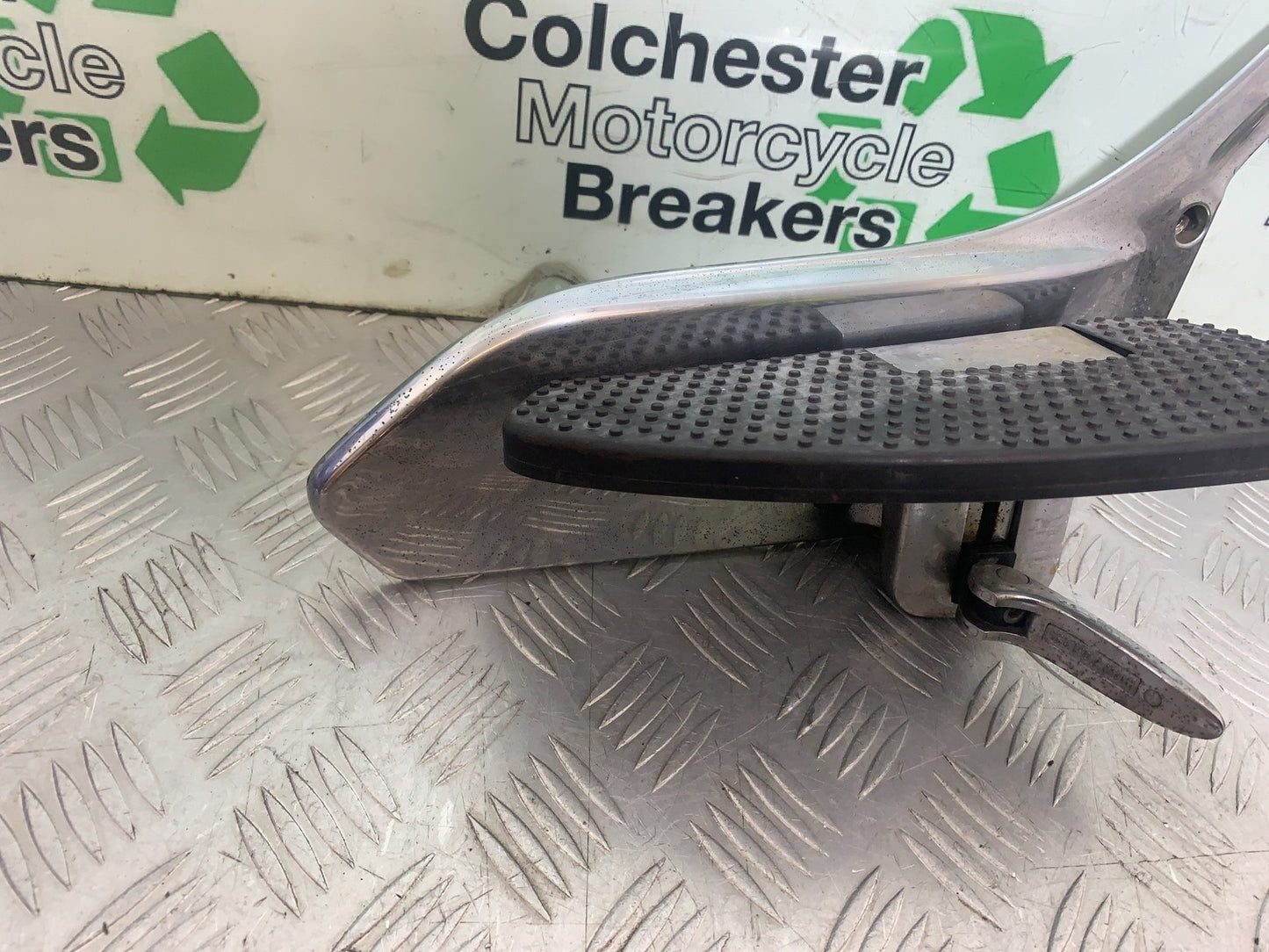 BMW K1200 K 1200 LT RIGHT FOOTBOARD  YEAR 1999-07 (CMB1271)