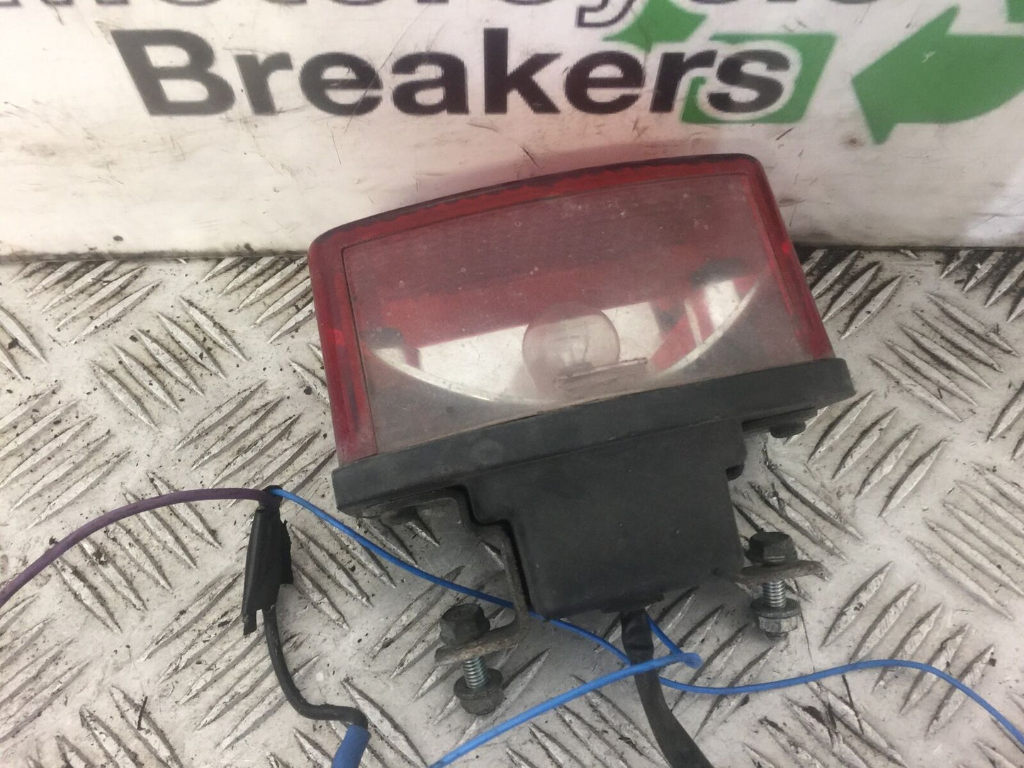 HONDA CB500 CB 500 REAR LIGHT  YEAR 2002 (STOCK 426)