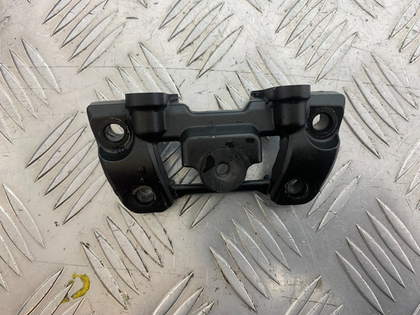KAWASAKI Z650 ER650 KNFAN TOP YOKE CLAMP YEAR 2022-2024 (CMB1112)