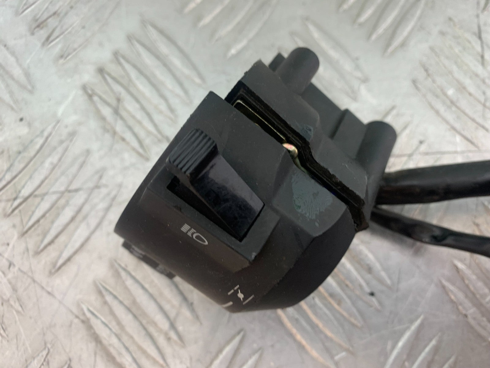 PIONEER NEVADA XF125 LEFT SWITCH GEAR   YEAR 2009 (CMB1214)
