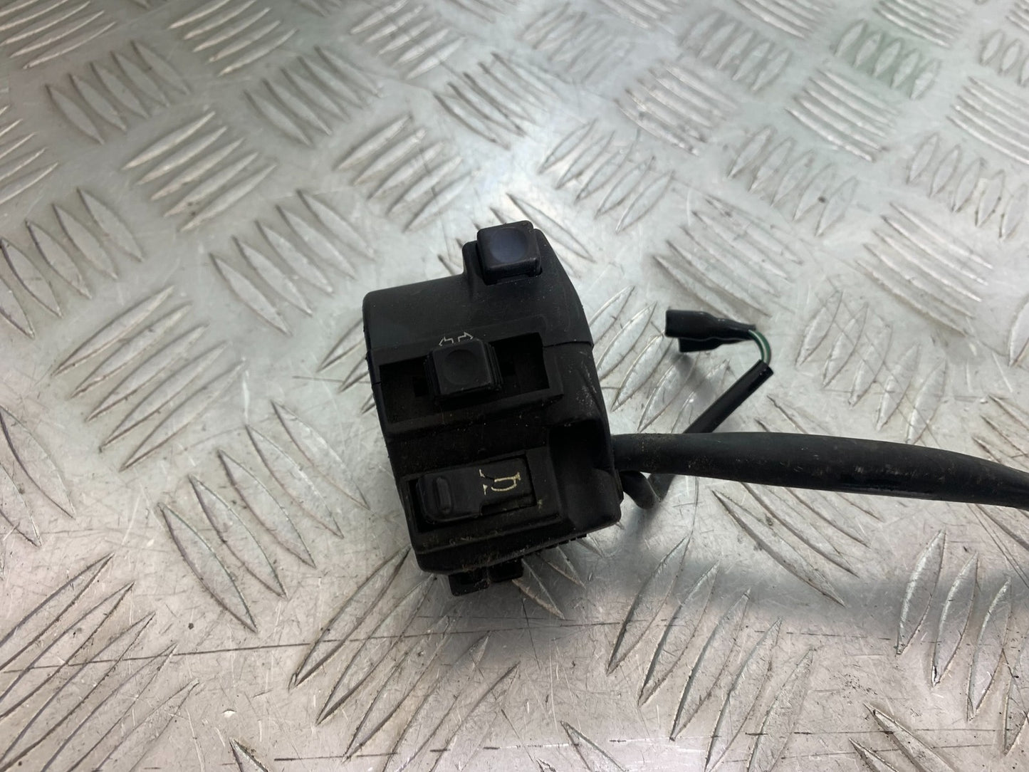 HONDA CBF125 CBF 125 LEFT SWITCH GEAR   YEAR 2009-14 (CMB1182)
