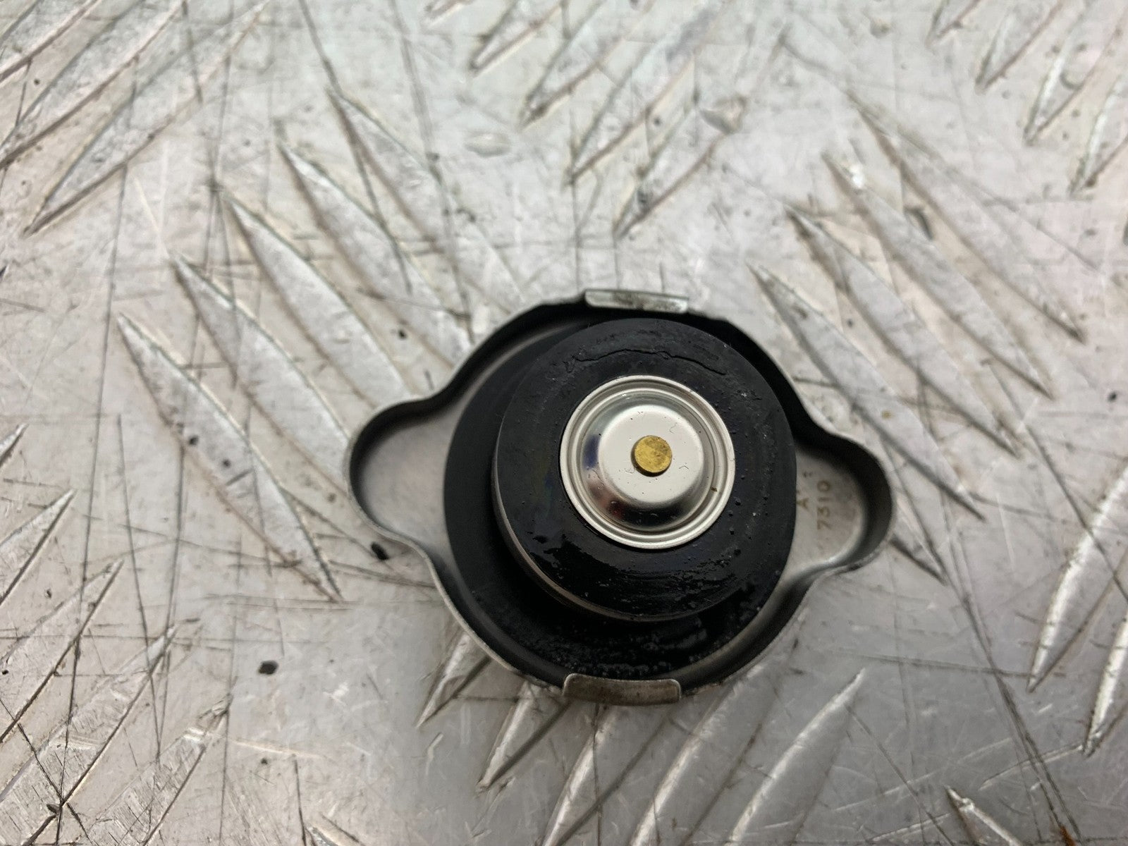 HONDA CB650F CB 650 FA-E RADIATOR CAP  YEAR 2014-2017 (CMB1226)
