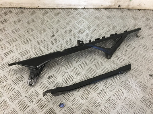 YAMAHA MT09 MT-09 CHAIN GUARD  YEAR 2018 (STOCK 906)