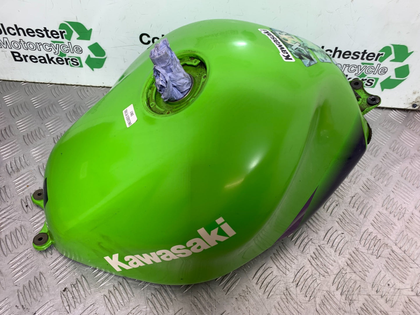KAWASAKI ZX9R ZX9 R PETROL TANK YEAR 1998-1999 (CMB1329)