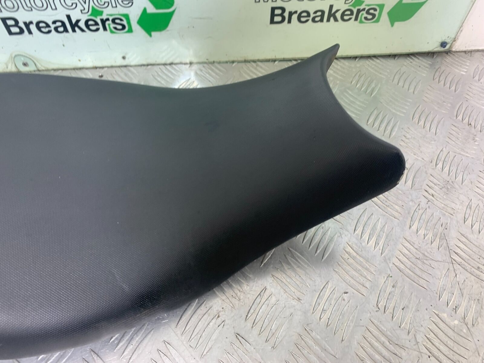 KAWASAKI ER6 F SEAT  YEAR 2005-2008 (CMB1098)