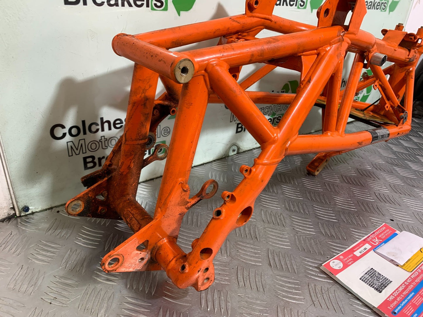 KTM 690 DUKE R LC4 CHASSIS FRAME REG LOG BOOK YEAR 2012-2015  (CMB1180)