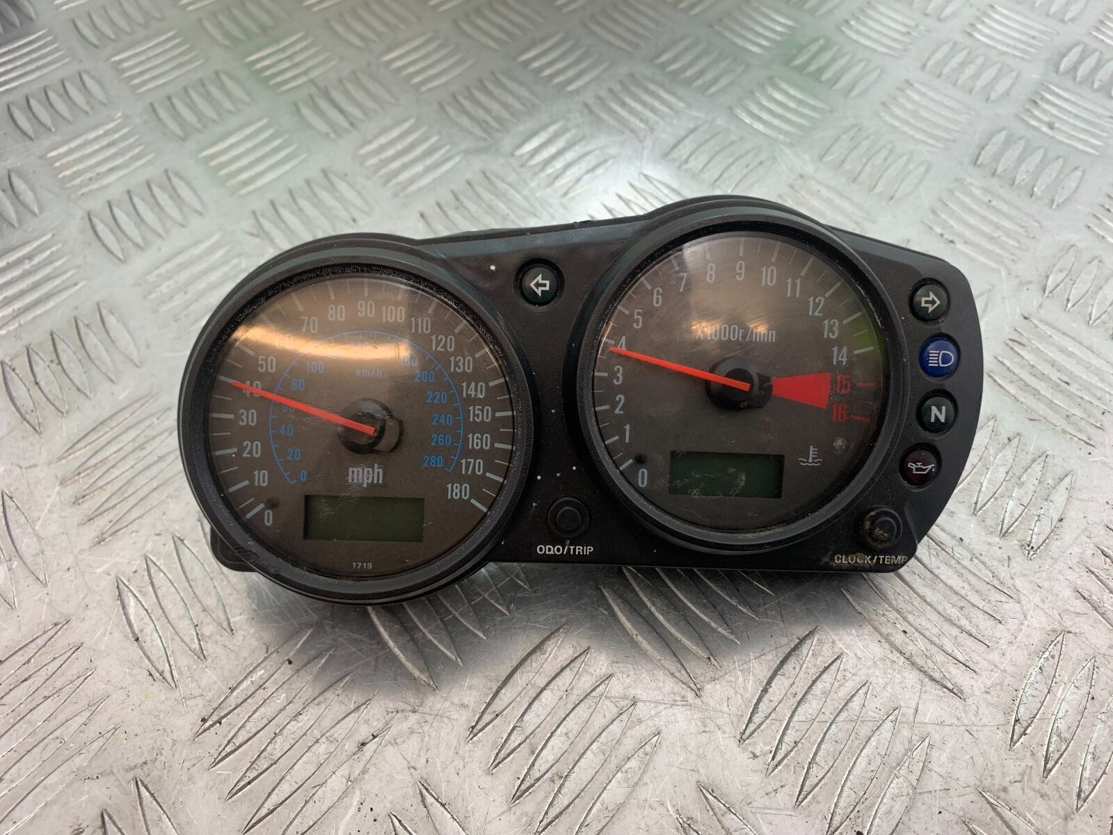 KAWASAKI ZX6R ZX636 CLOCKS SPEEDO DASH   YEAR 2002  (CMB1100)