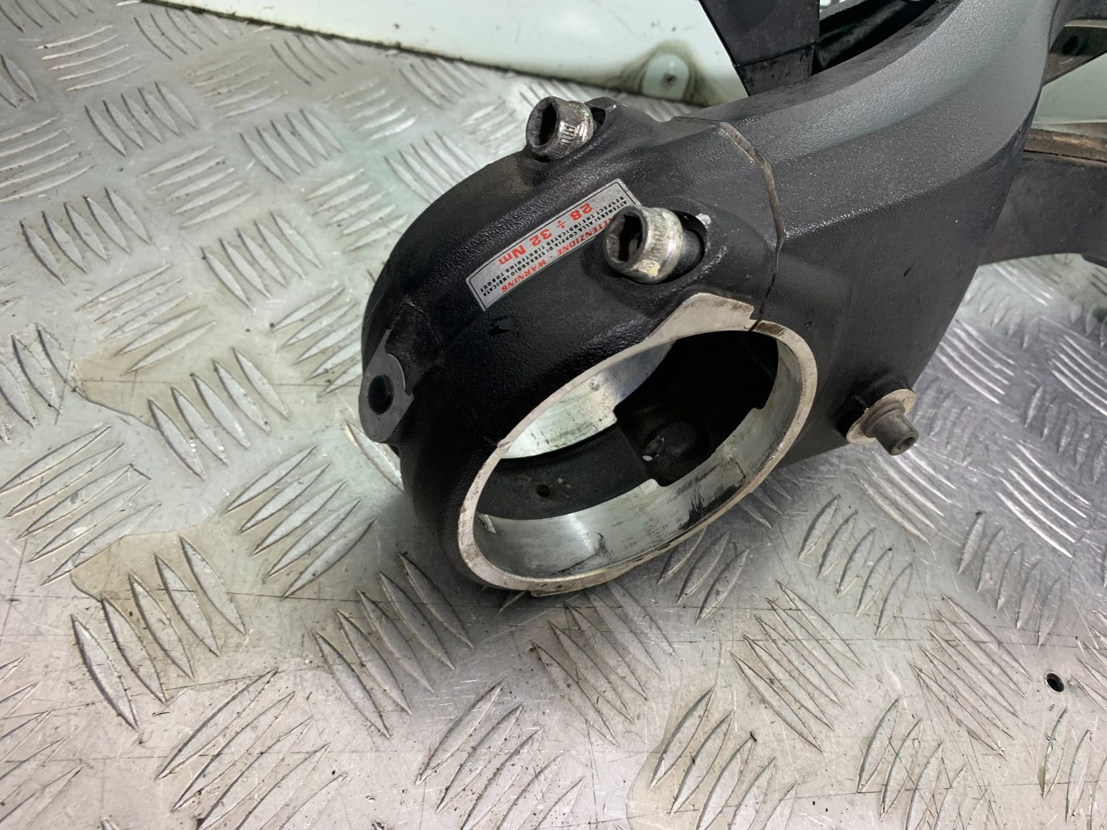 MV AGUSTA 800 F3 SWINGARM  YEAR 2017-2019 (CMB1227)