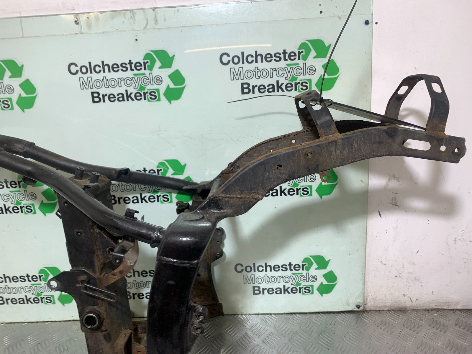 YAMAHA XVS 1300 MIDNIGHT STAR FRAME REG LOG BOOK   YEAR 2007-16 (CMB1200)