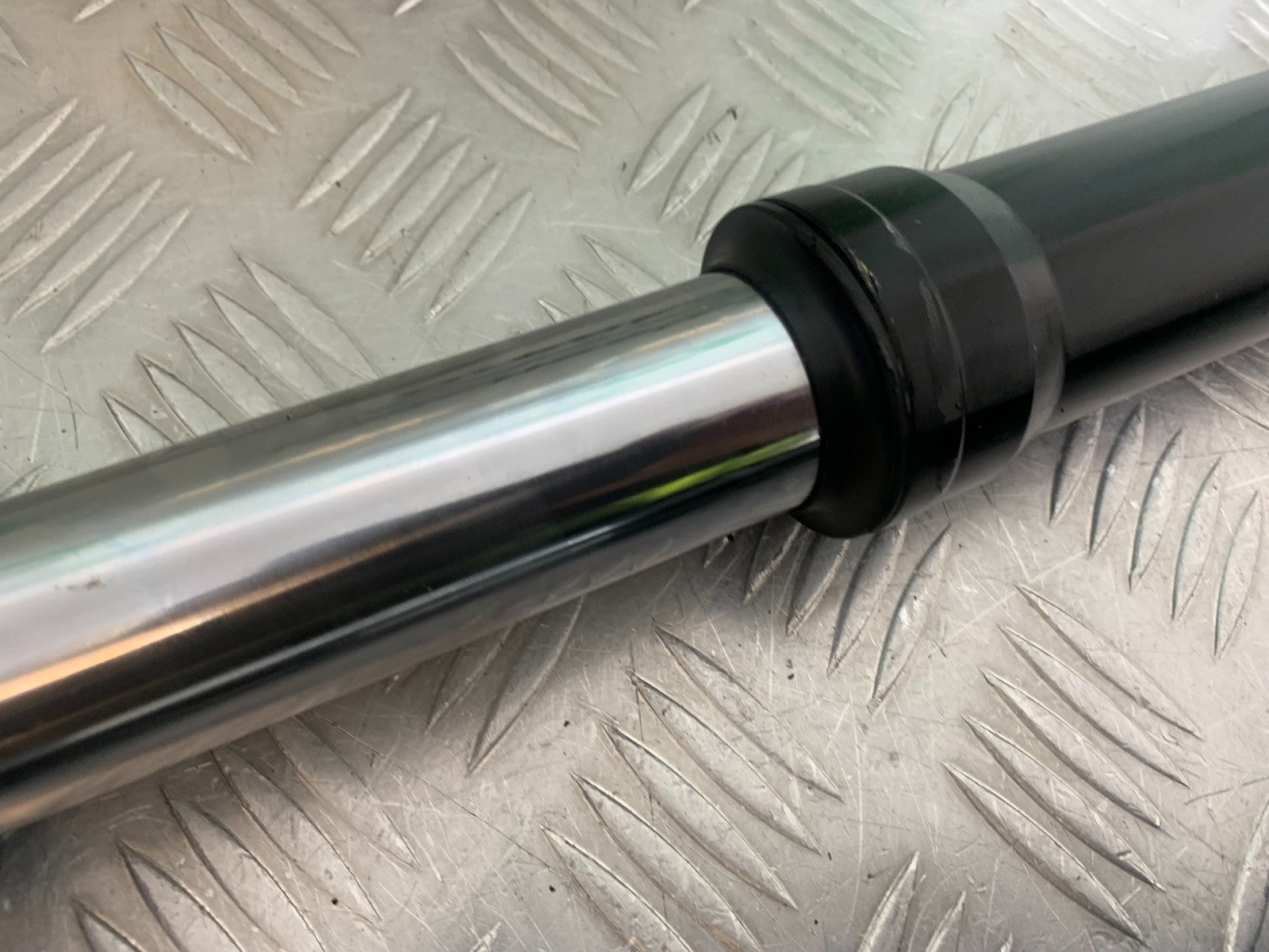 YAMAHA YZF R7 FORKS (DAMAGED) YEAR 2022-2025 (CMB1255)