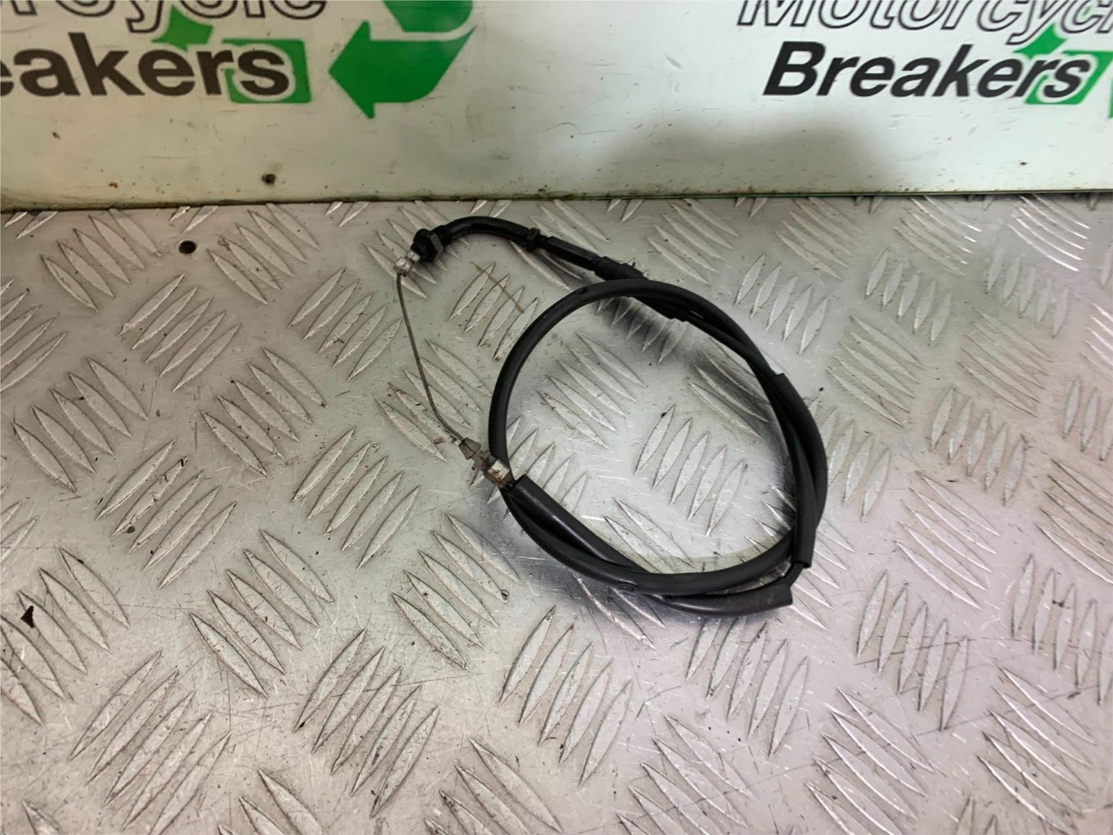 KTM DUKE 125 THROTTLE CABLE  YEAR 2012-2016 (CMB1317)