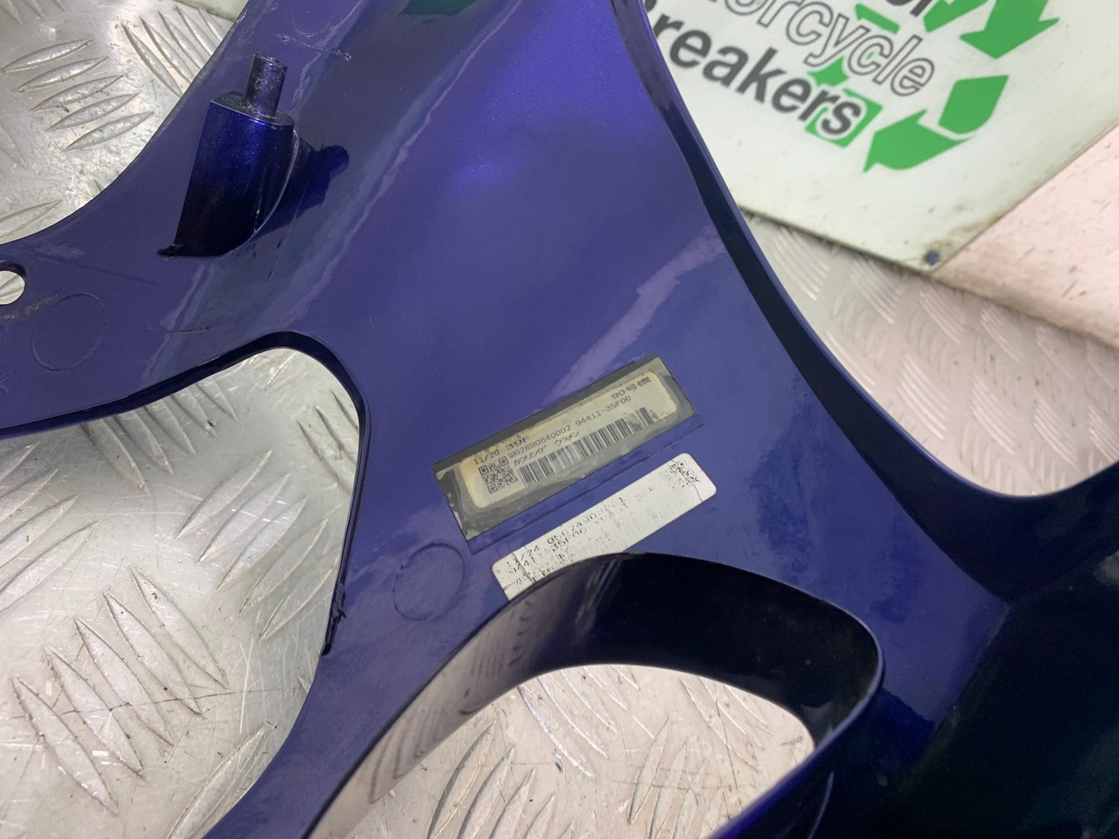 SUZUKI GSXR600 GSXR 600 K1 K2 K3 TOP FAIRING  1999-03 (CMB1284)