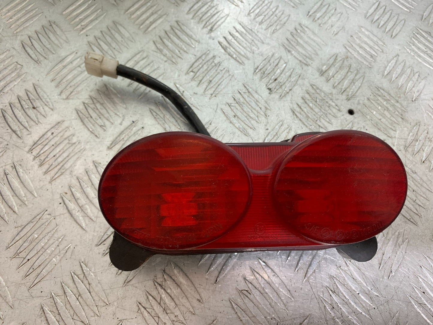 KAWASAKI ZX6R ZX6 J REAR LIGHT YEAR 2000 (CMB1312)