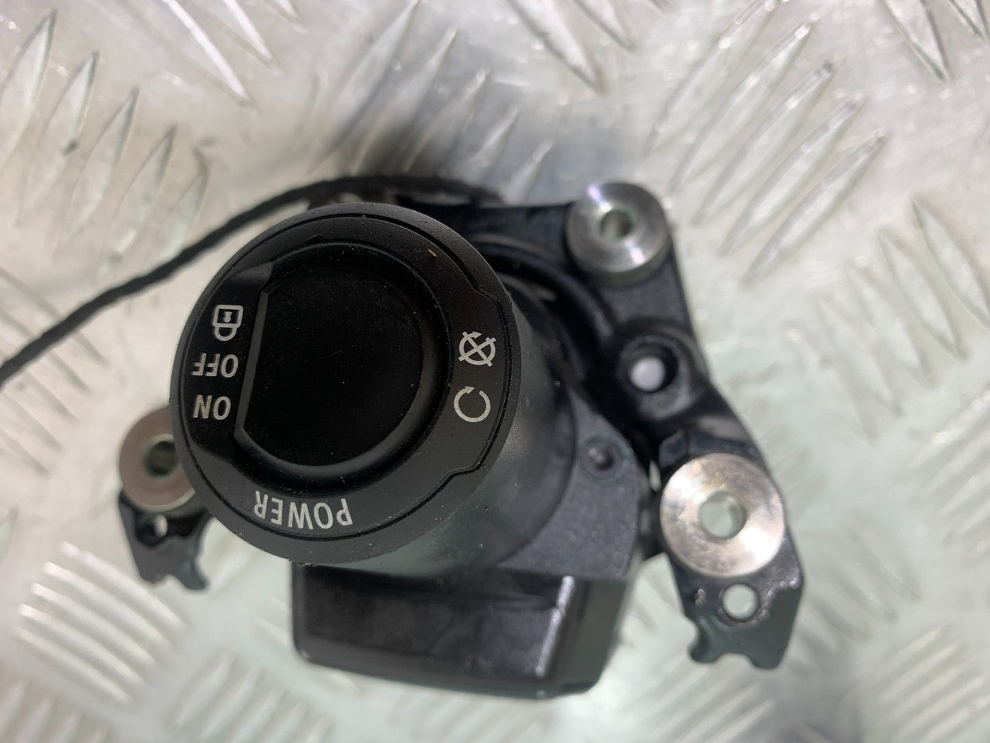 BMW M1000 R ECU LOCKS KEY  YEAR 2023-2024 (CMB1140)