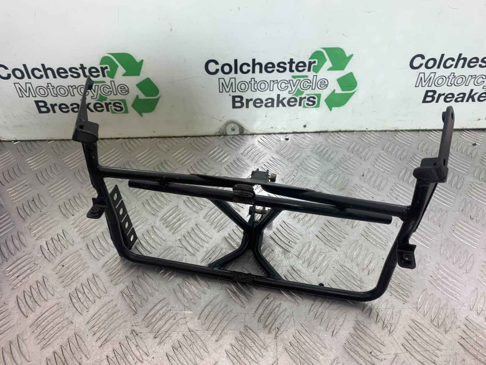 TRIUMPH 955i SPRINT ST FAIRING BRACKET   1999-2004 (CMB1176)