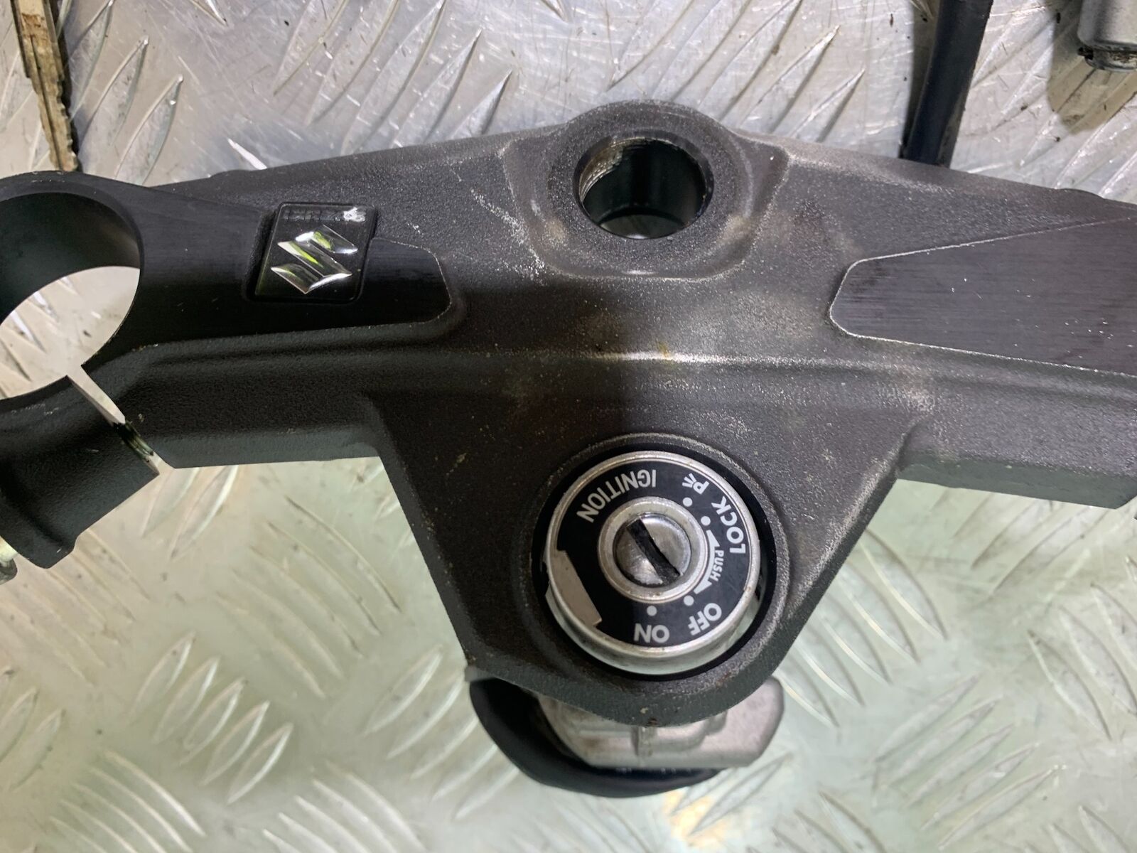 SUZUKI SV650 X SV 650 X LOCKS AND KEY  YEAR 2018-2022  (CMB1081)