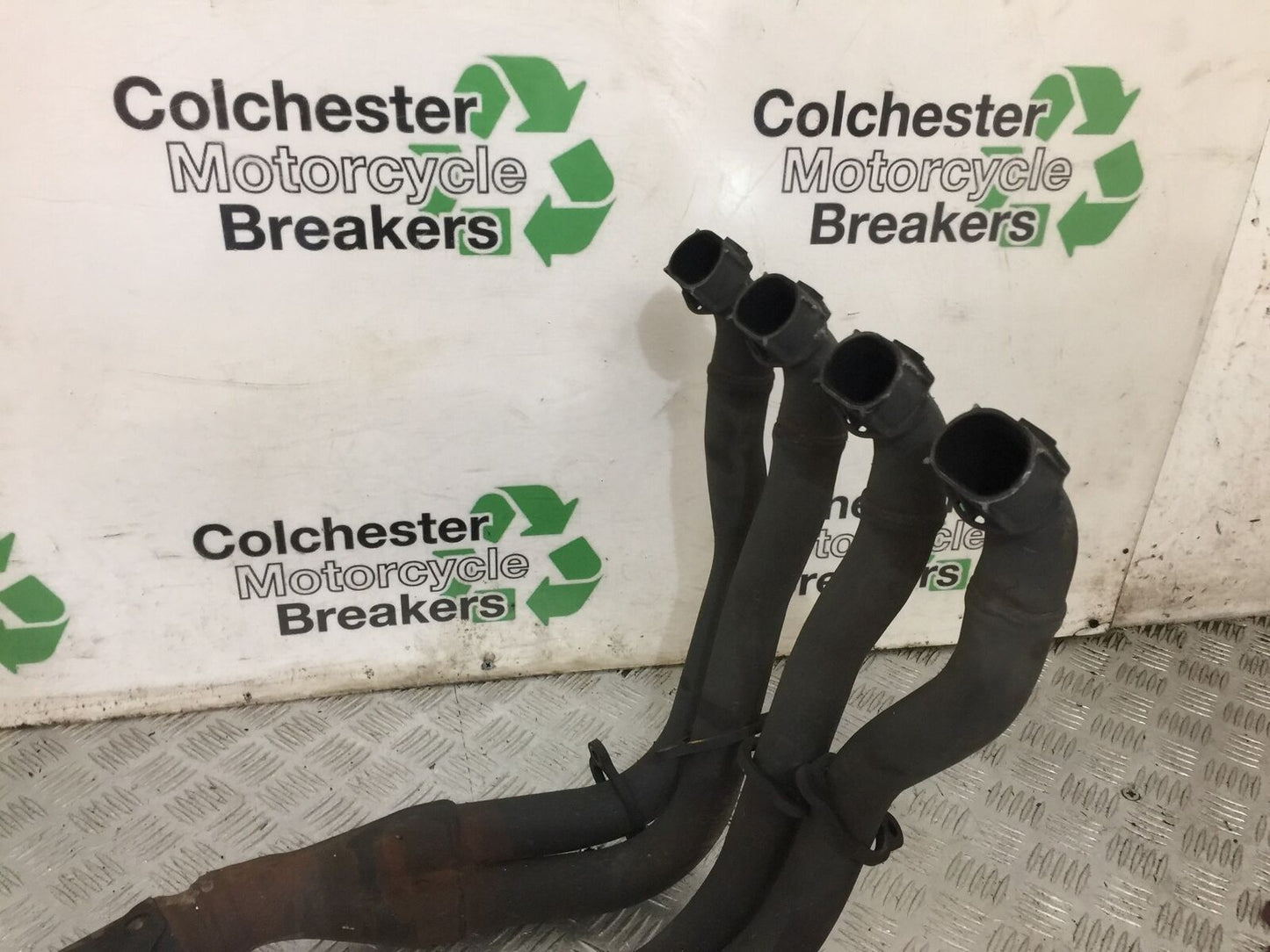 HONDA CBR1000 rr FIREBLADE EXHAUST DOWNPIPES YEAR 2004  (STOCK 853)