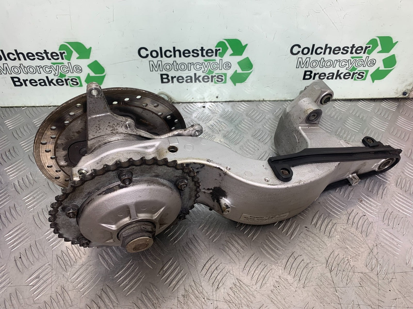 HONDA VFR800 PRE V-TEC SWINGARM  YEAR 1998-2001 (CMB1233)