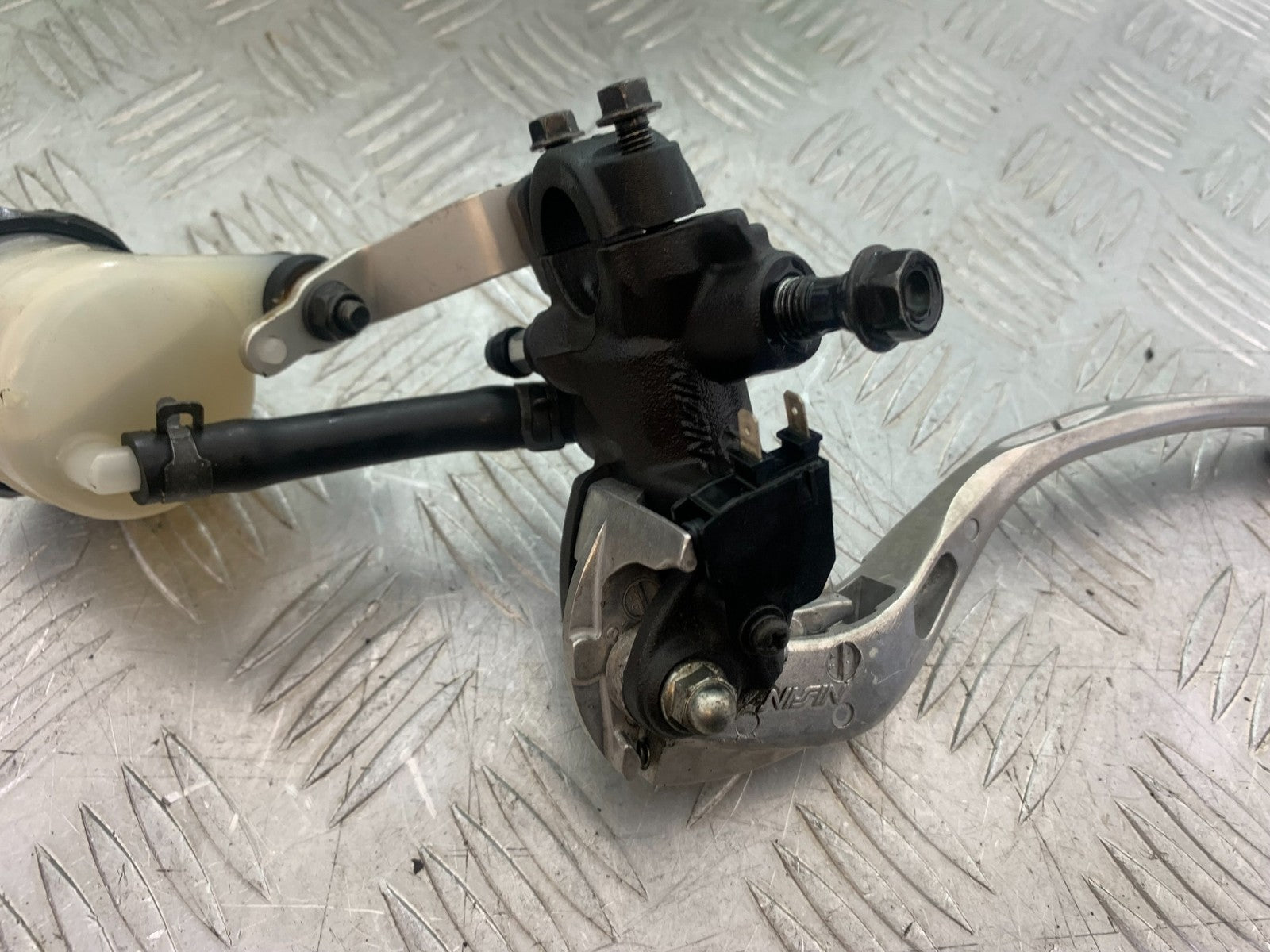 HONDA CBR1000 rr FIREBLADE FRONT BRAKE DISC   YEAR 2012-2016 (CMB1198)