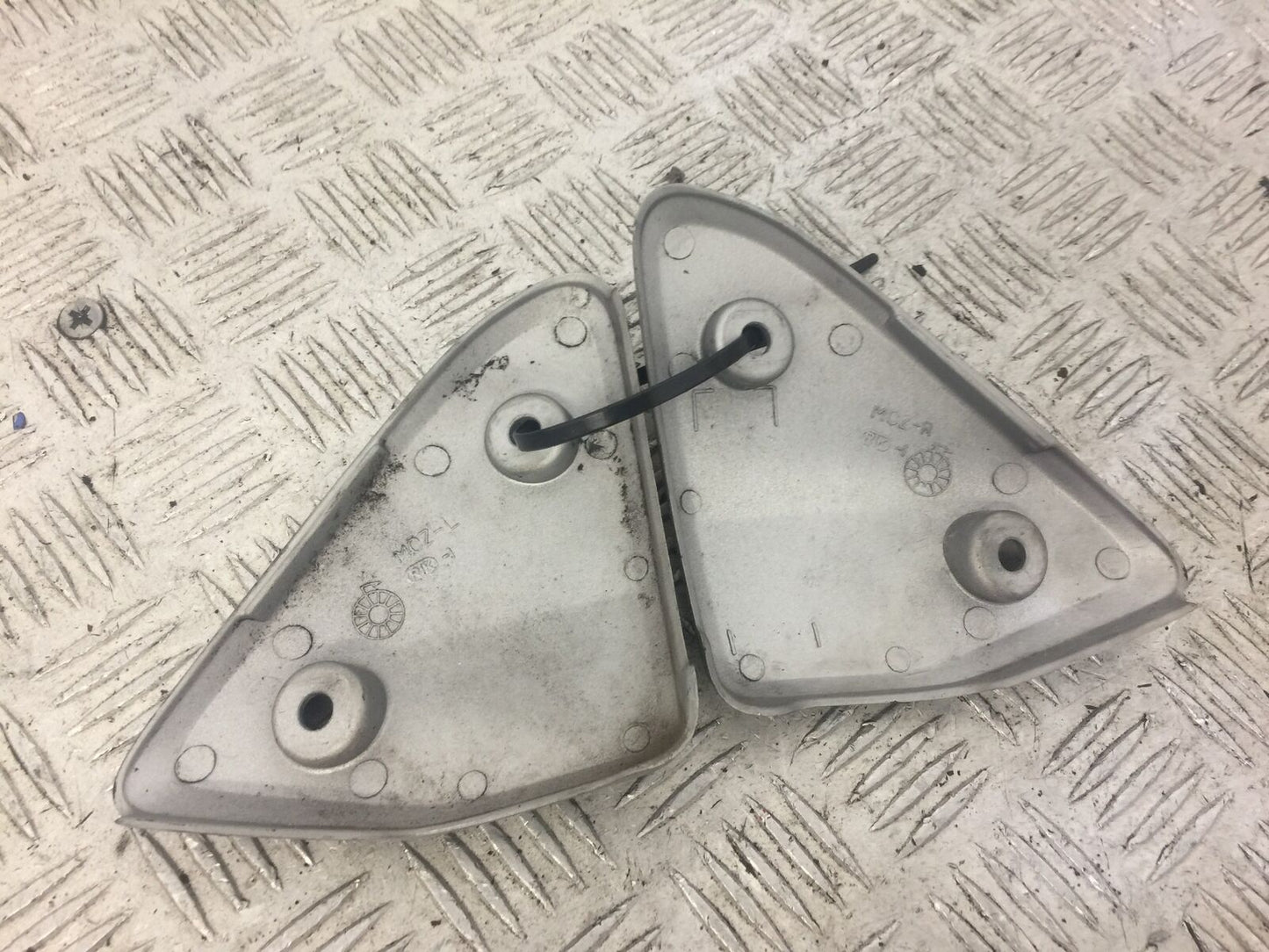 HONDA CB900 CB 900 HORNET AIR BOX COVERS  YEAR 2002-06 (STOCK 633)
