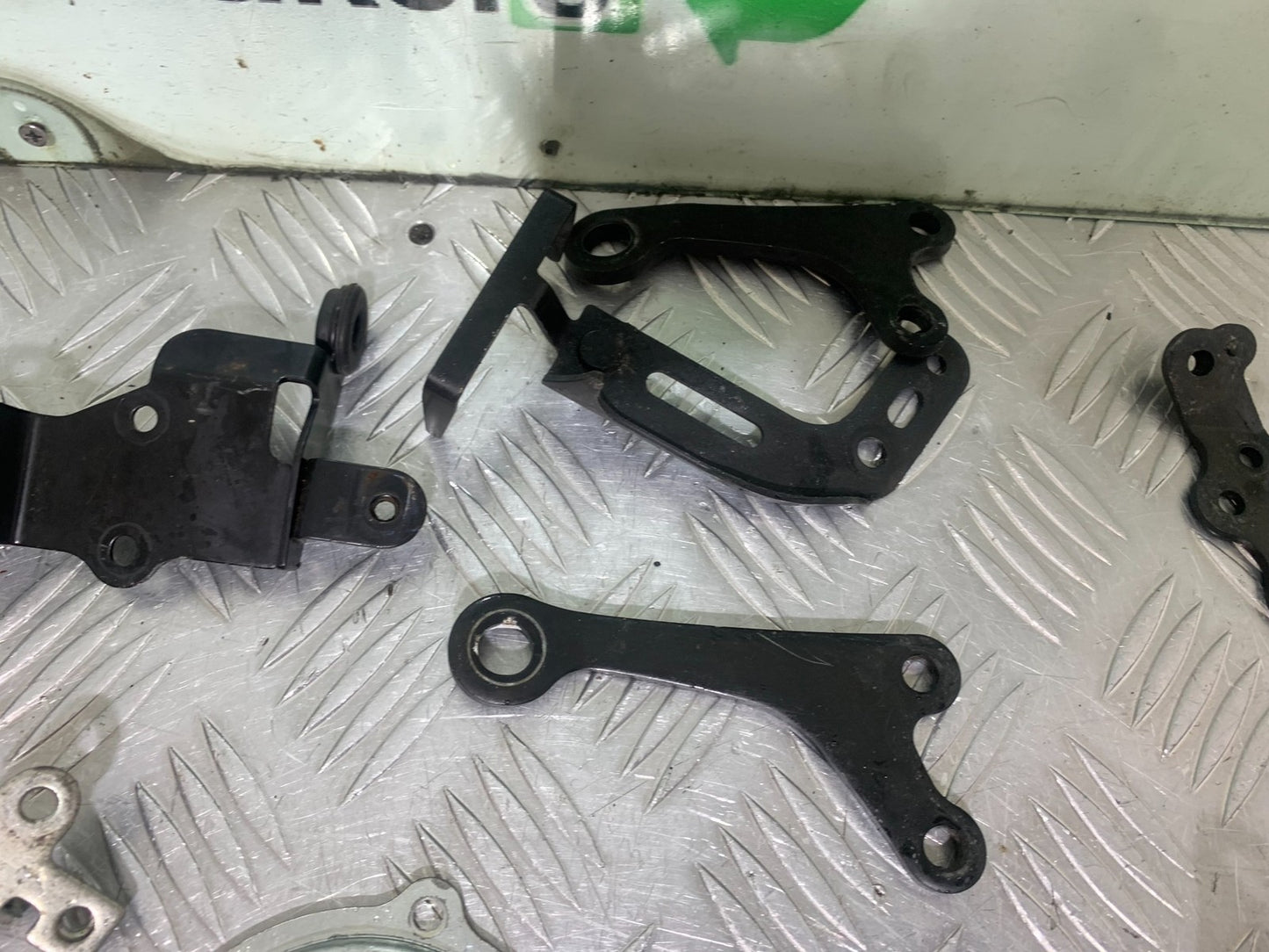 YAMAHA YZF R7 FRAME BRACKETS  YEAR 2022-2025 (CMB1255)